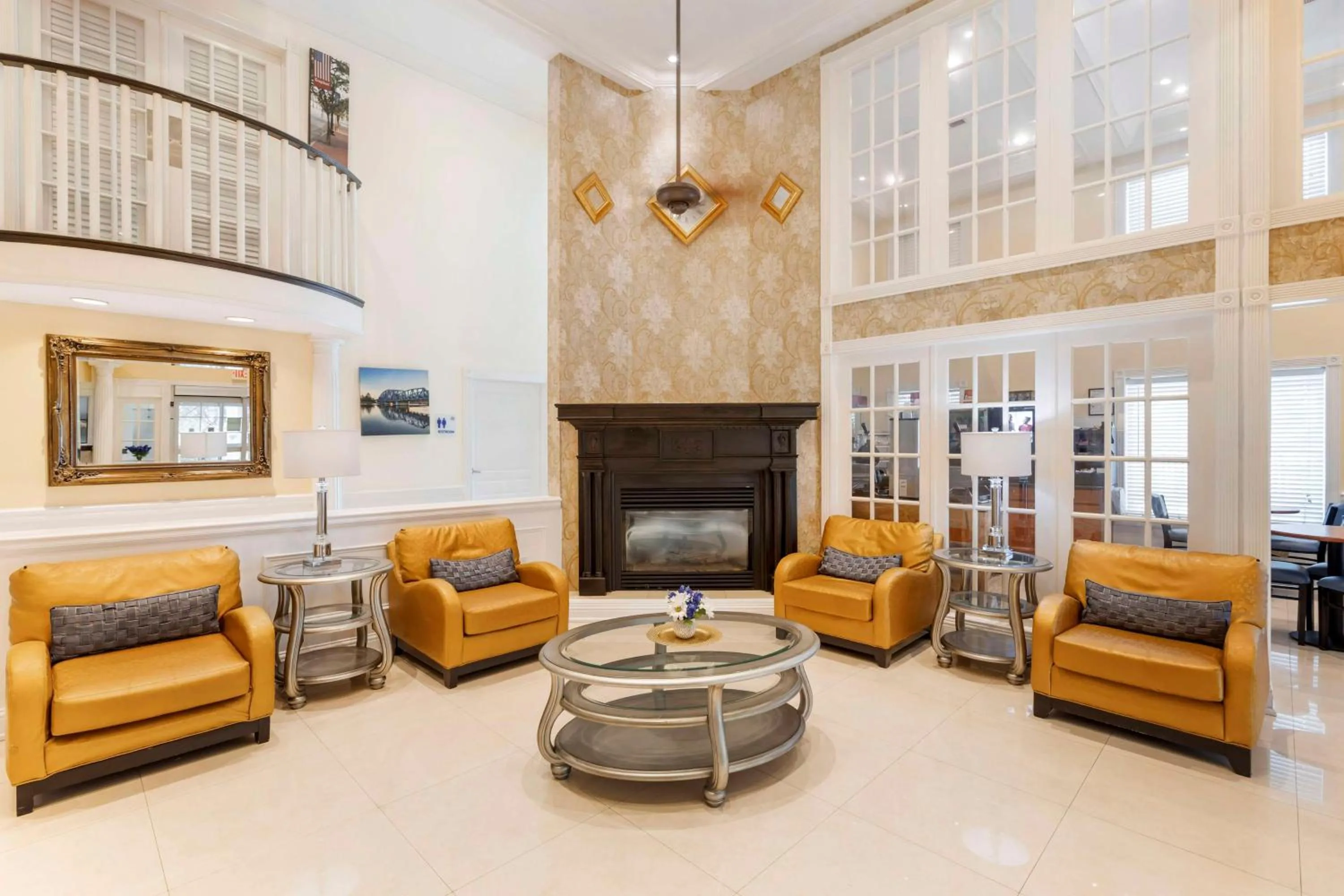 Lobby or reception in Best Western Plus Kingsland