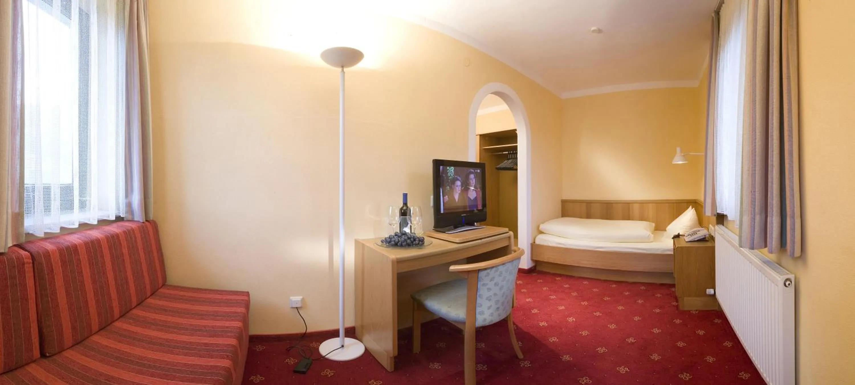 Photo of the whole room, Bed in Hotel Bruno