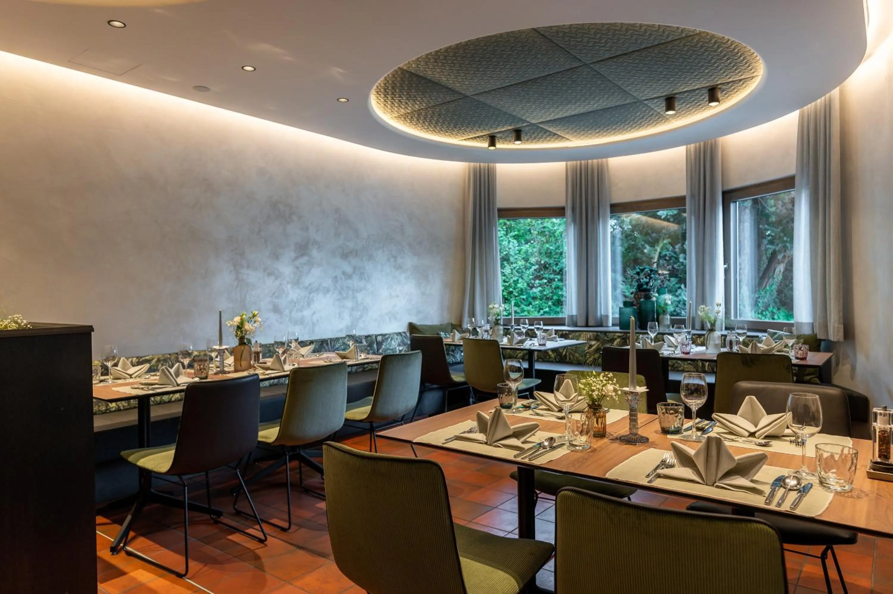 Restaurant/places to eat in Hotel Bruno