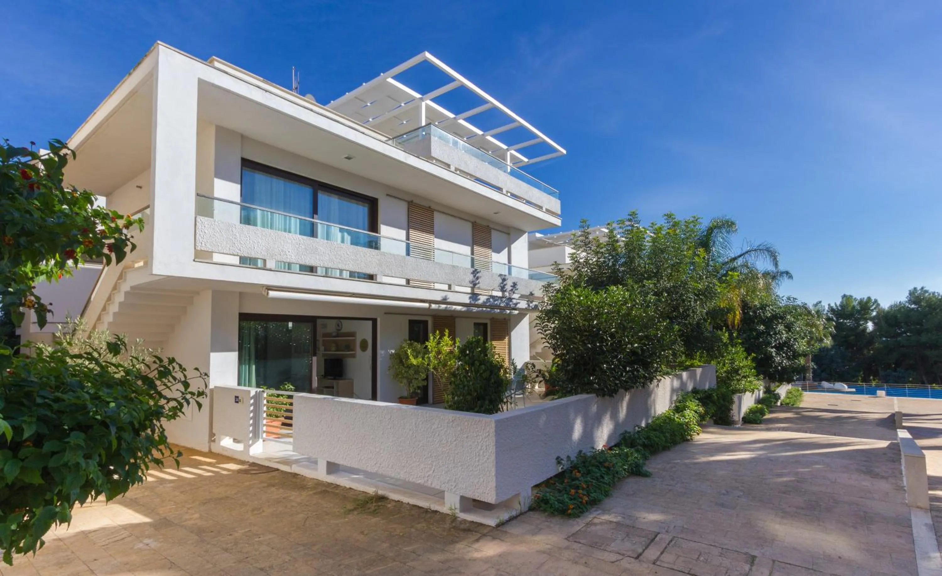 Facade/entrance in Kamena Residence