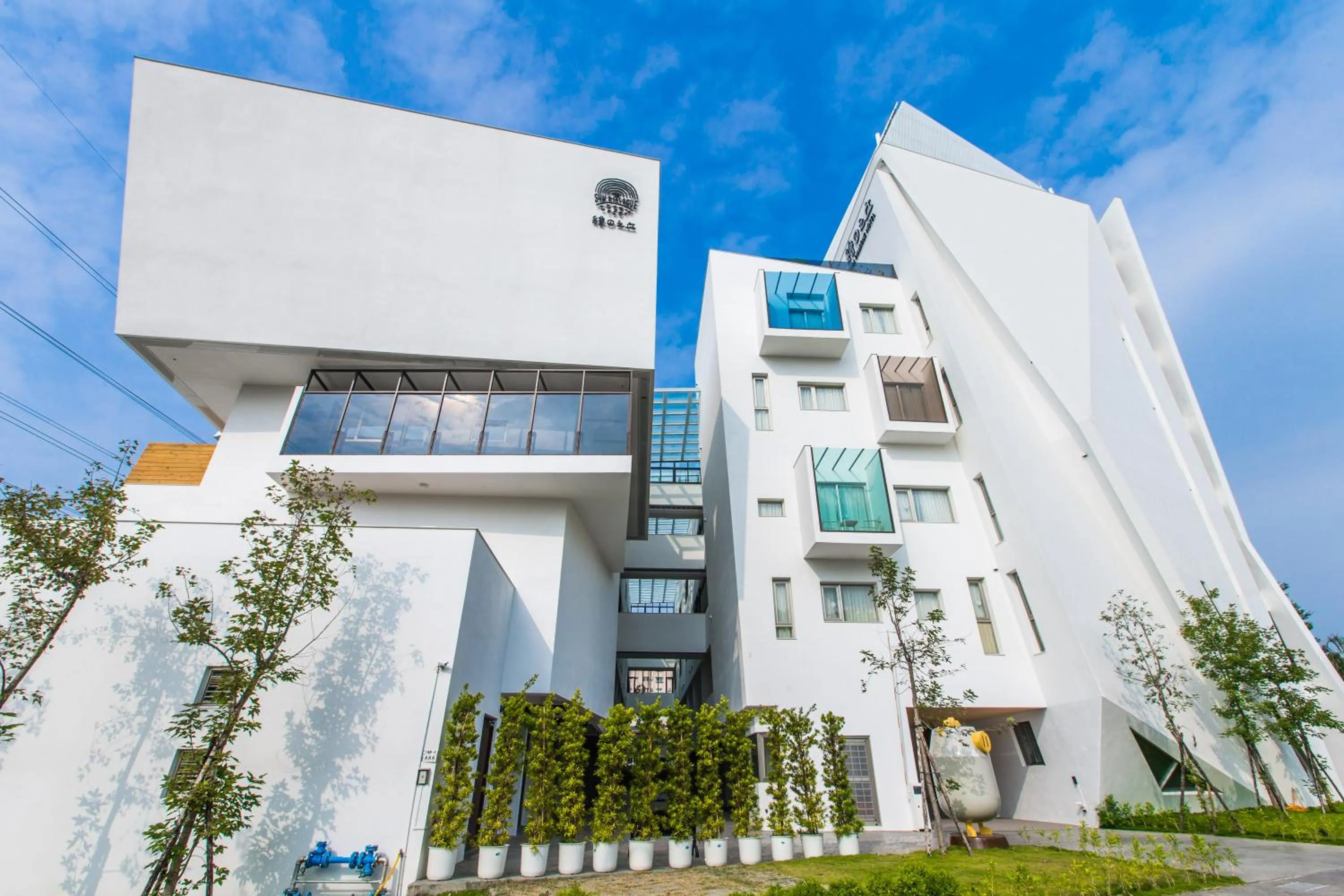 Facade/entrance in Sun Dialogue Hotel-By Cosmos Creation