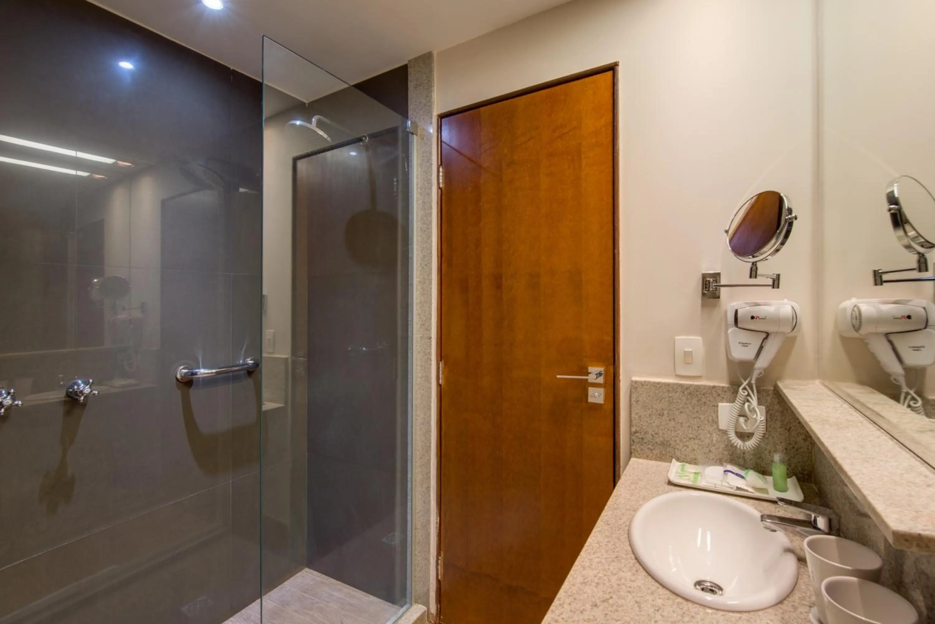 Shower in Marupiara Resort by Wish