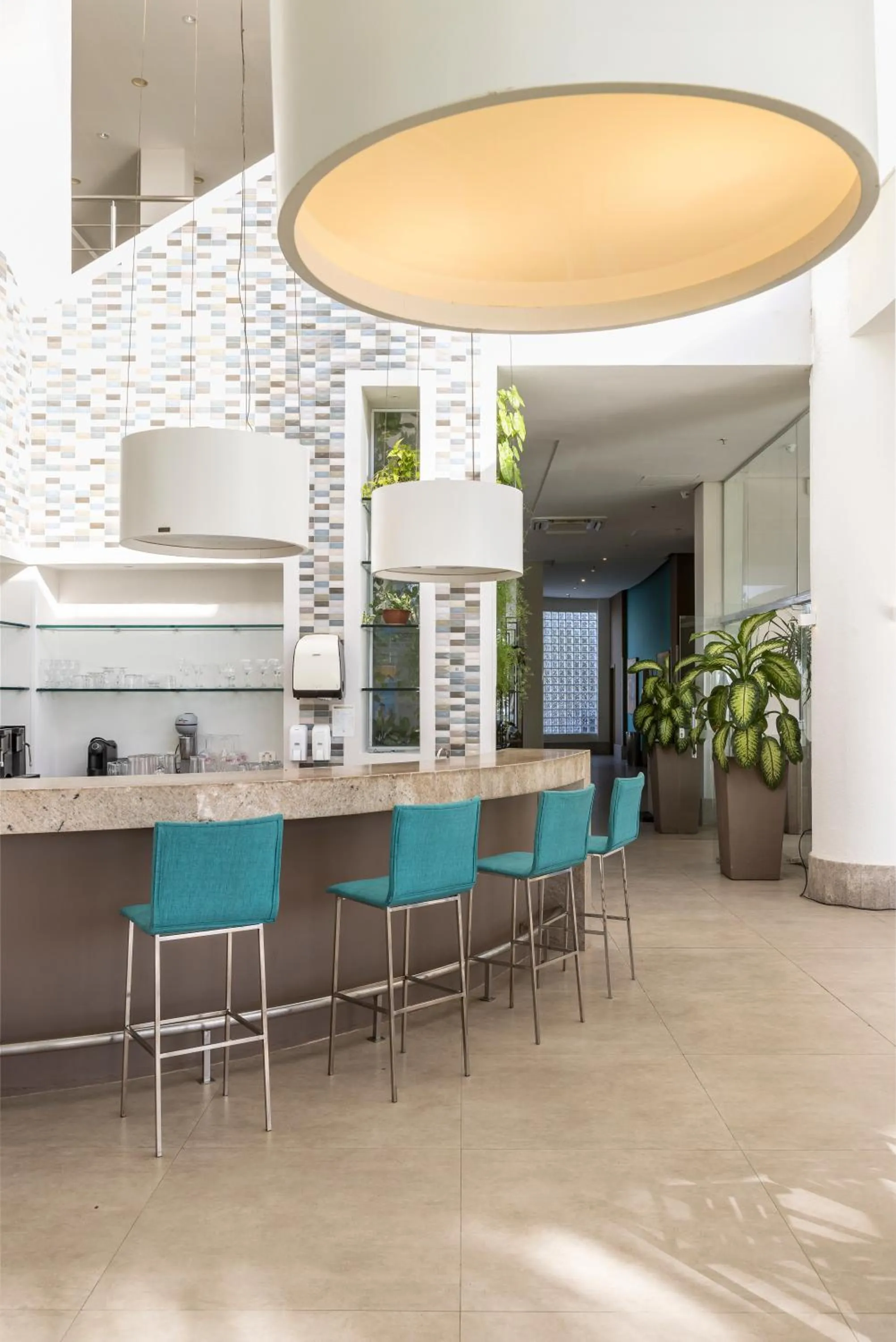 Lounge or bar in Marupiara Resort by Wish