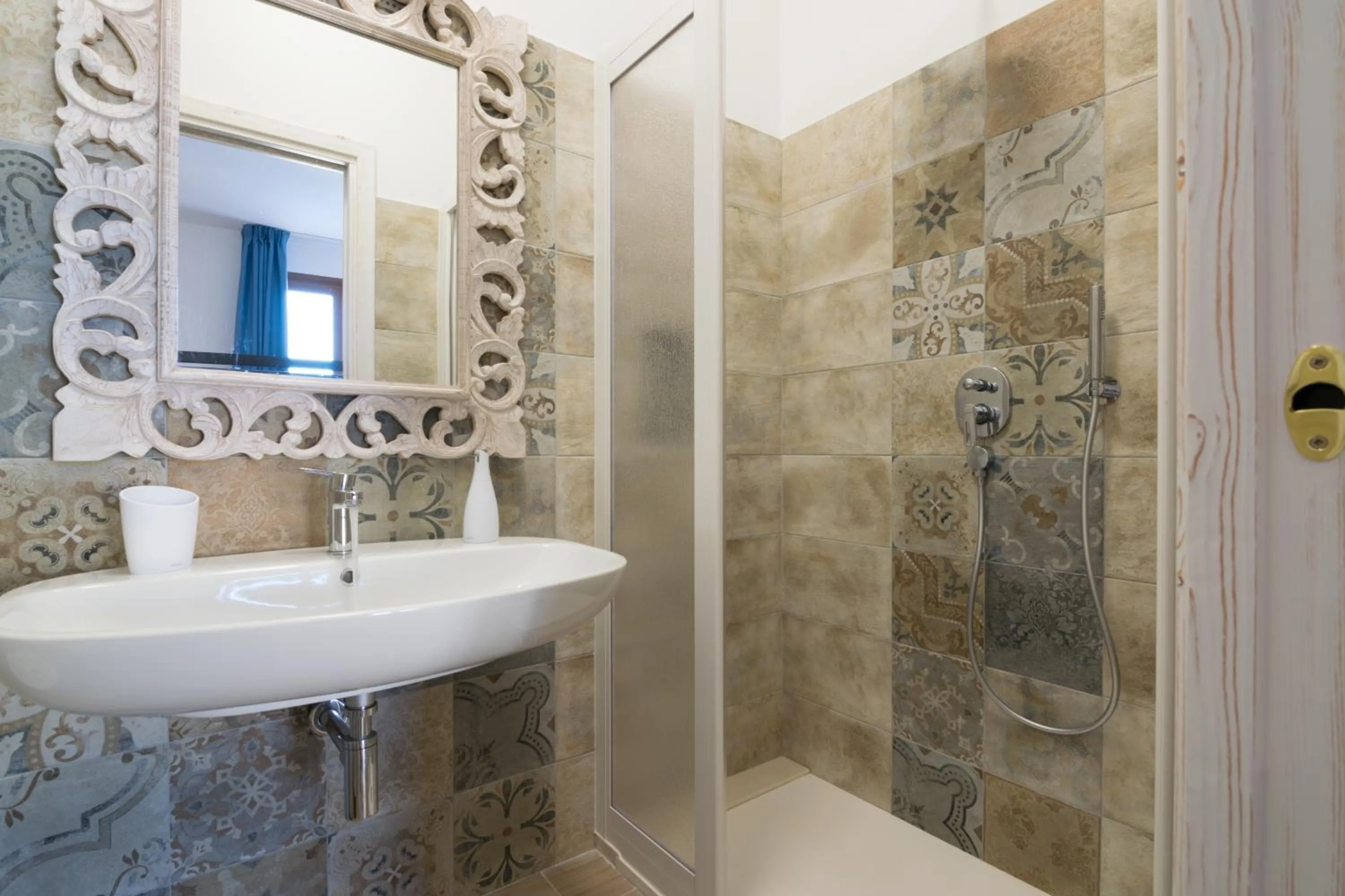 Bathroom in Timbuktu Hostel