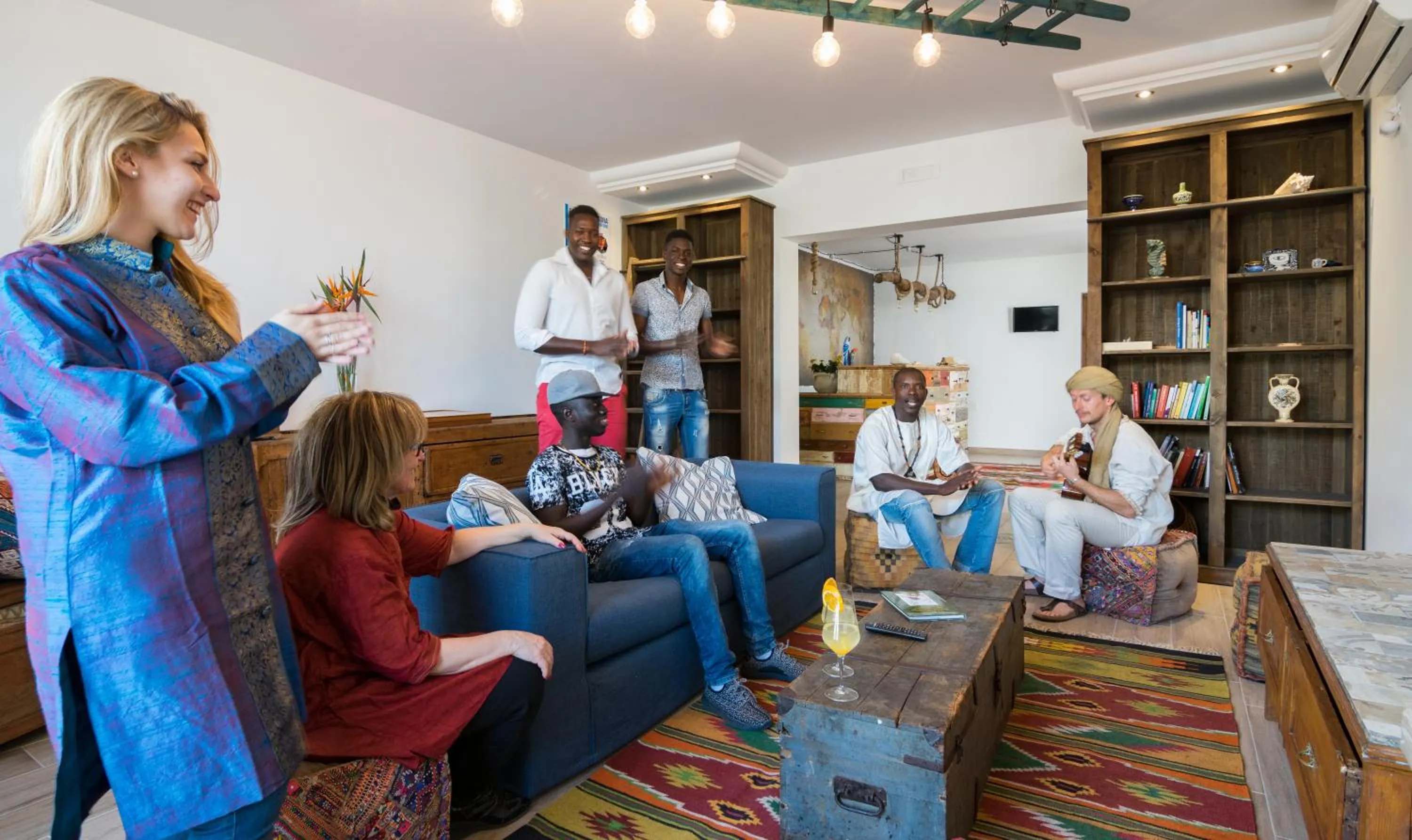 Communal lounge/ TV room in Timbuktu Hostel