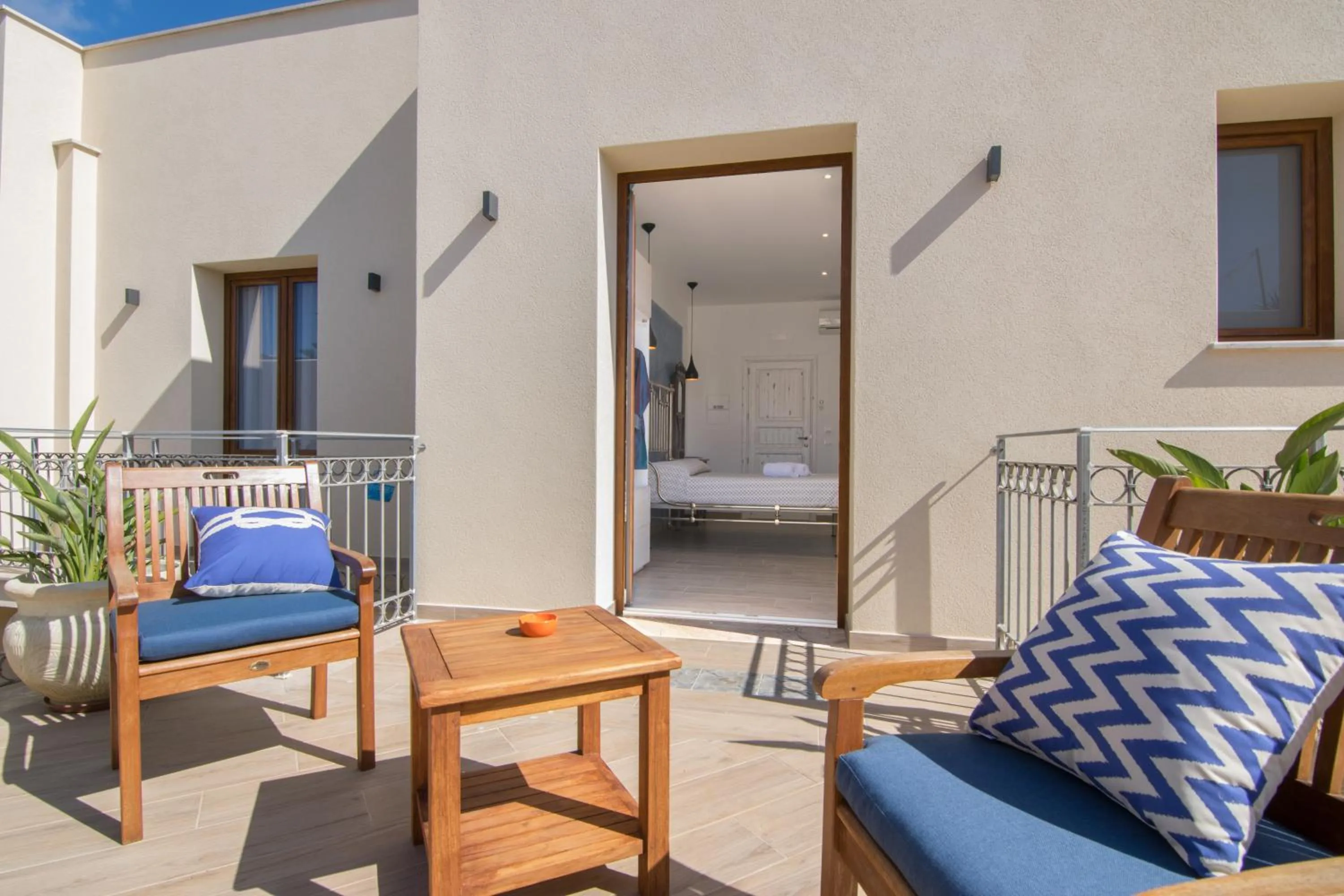 Balcony/Terrace, Bed in Timbuktu Hostel