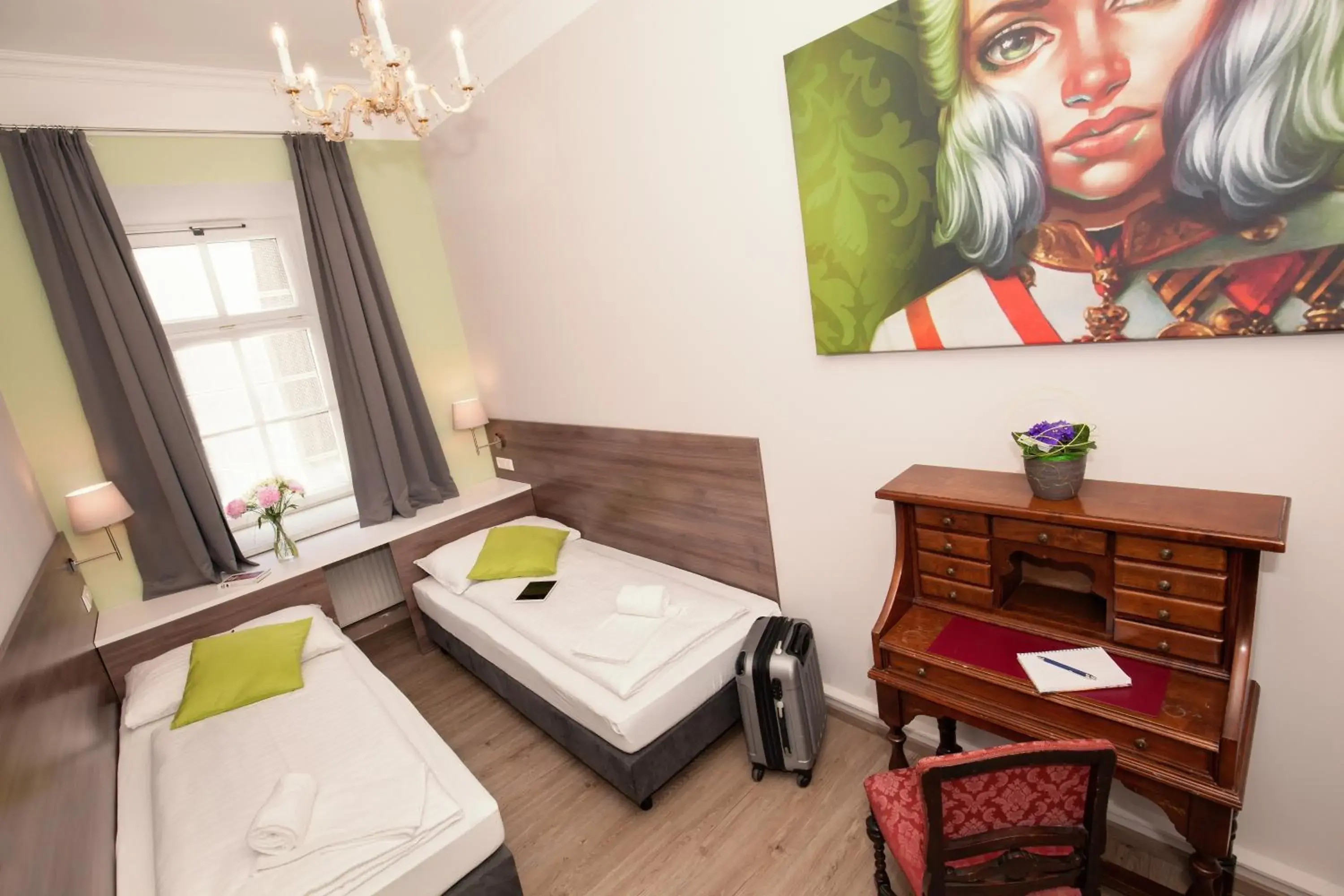 Small Twin Room - single occupancy in Urban Stay Salzburg City Small Twin Room - single occupancy in Urban Stay Salzburg City