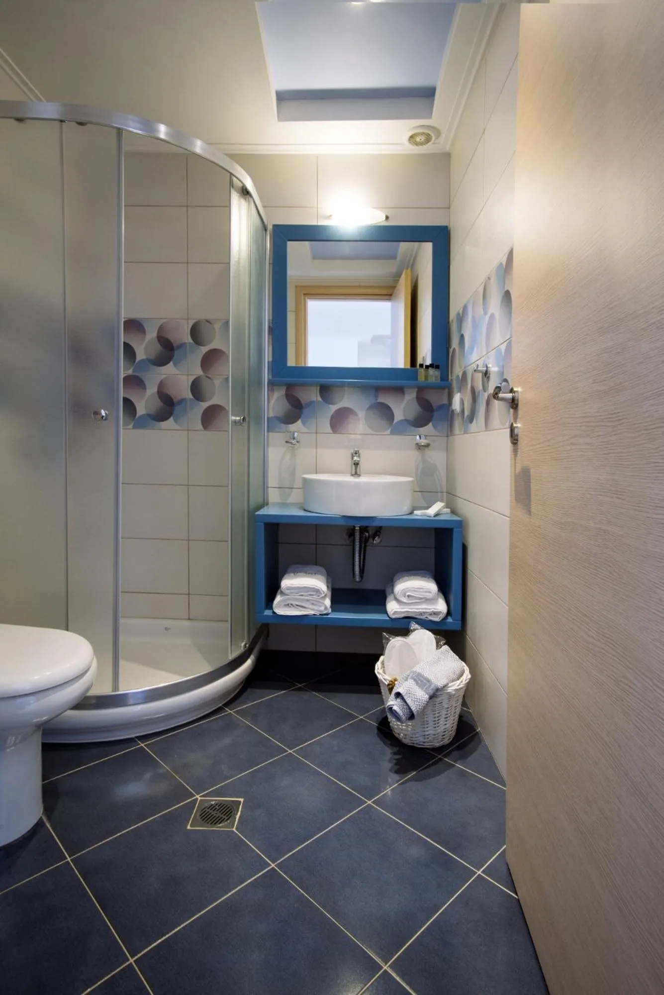 Toilet in Aelia Apartments & Suites