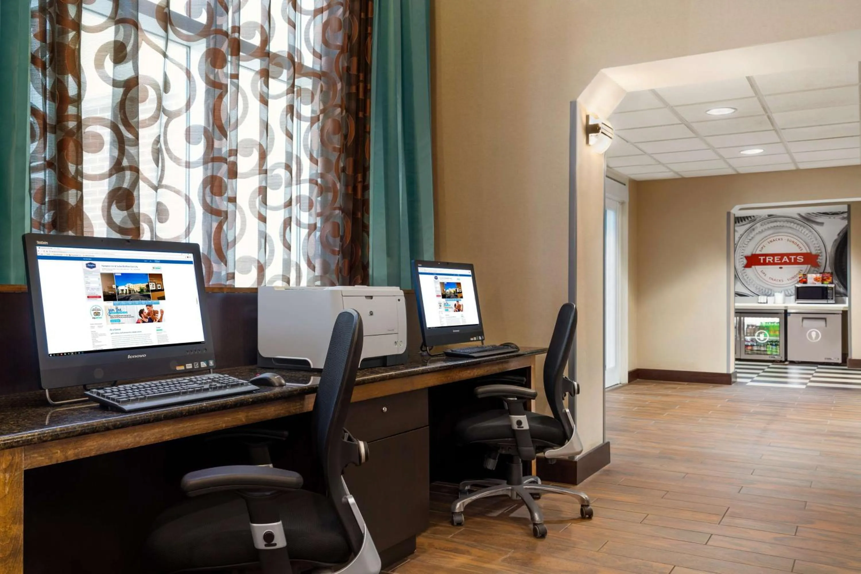 Business facilities in Hampton Inn & Suites Bluffton-Sun City