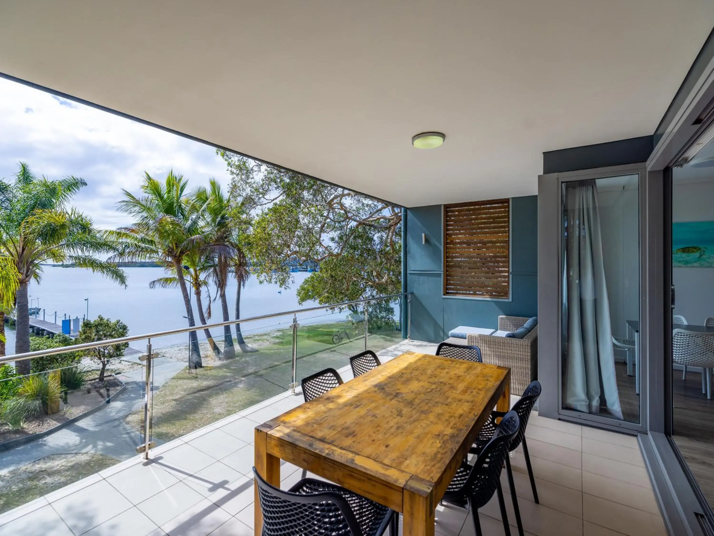 Three-Bedroom Villa in NRMA Blue Dolphin Yamba Holiday Resort Three-Bedroom Villa in NRMA Blue Dolphin Yamba Holiday Resort