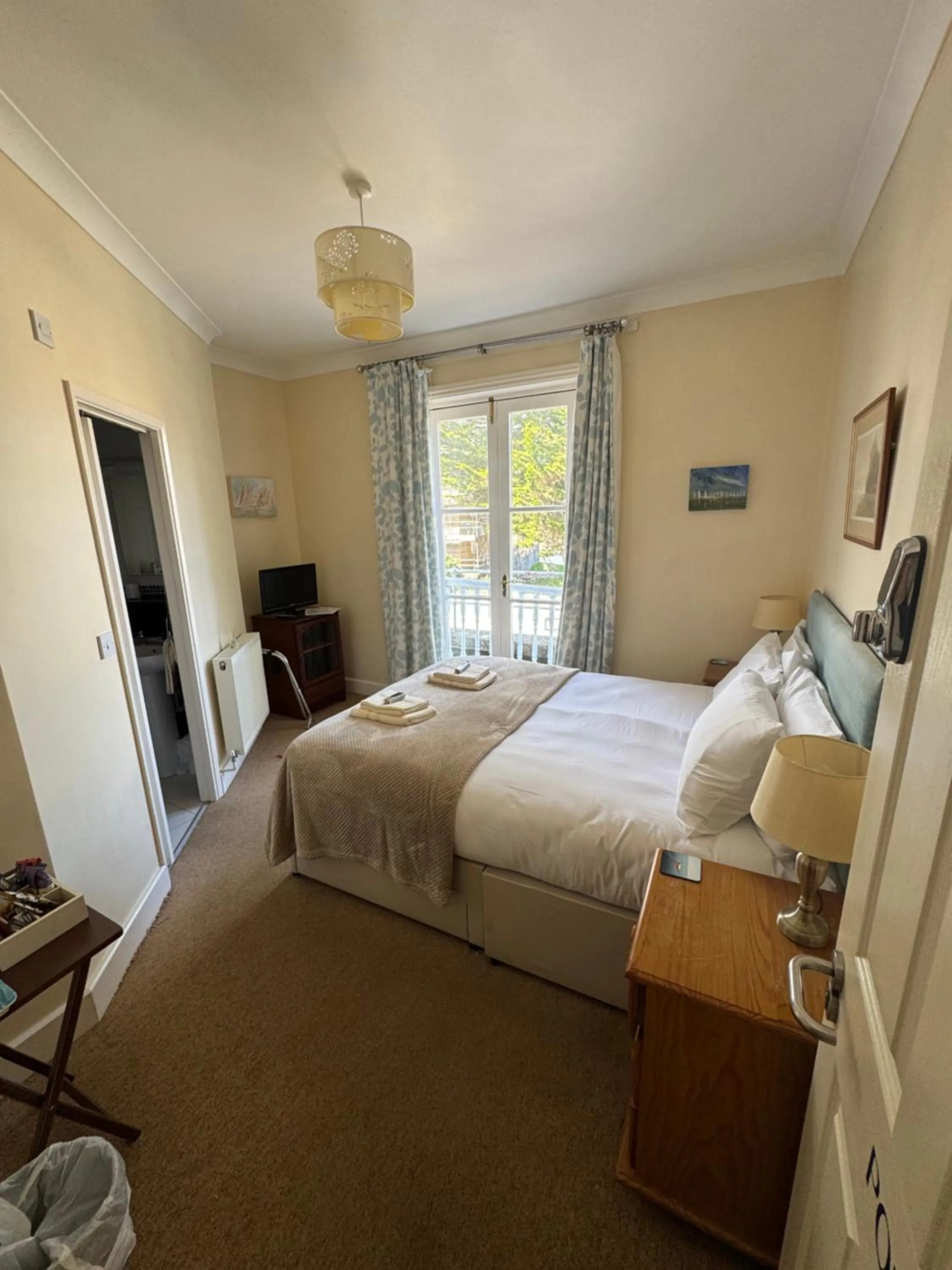 Bed in The Pilot Boat Inn, Isle of Wight