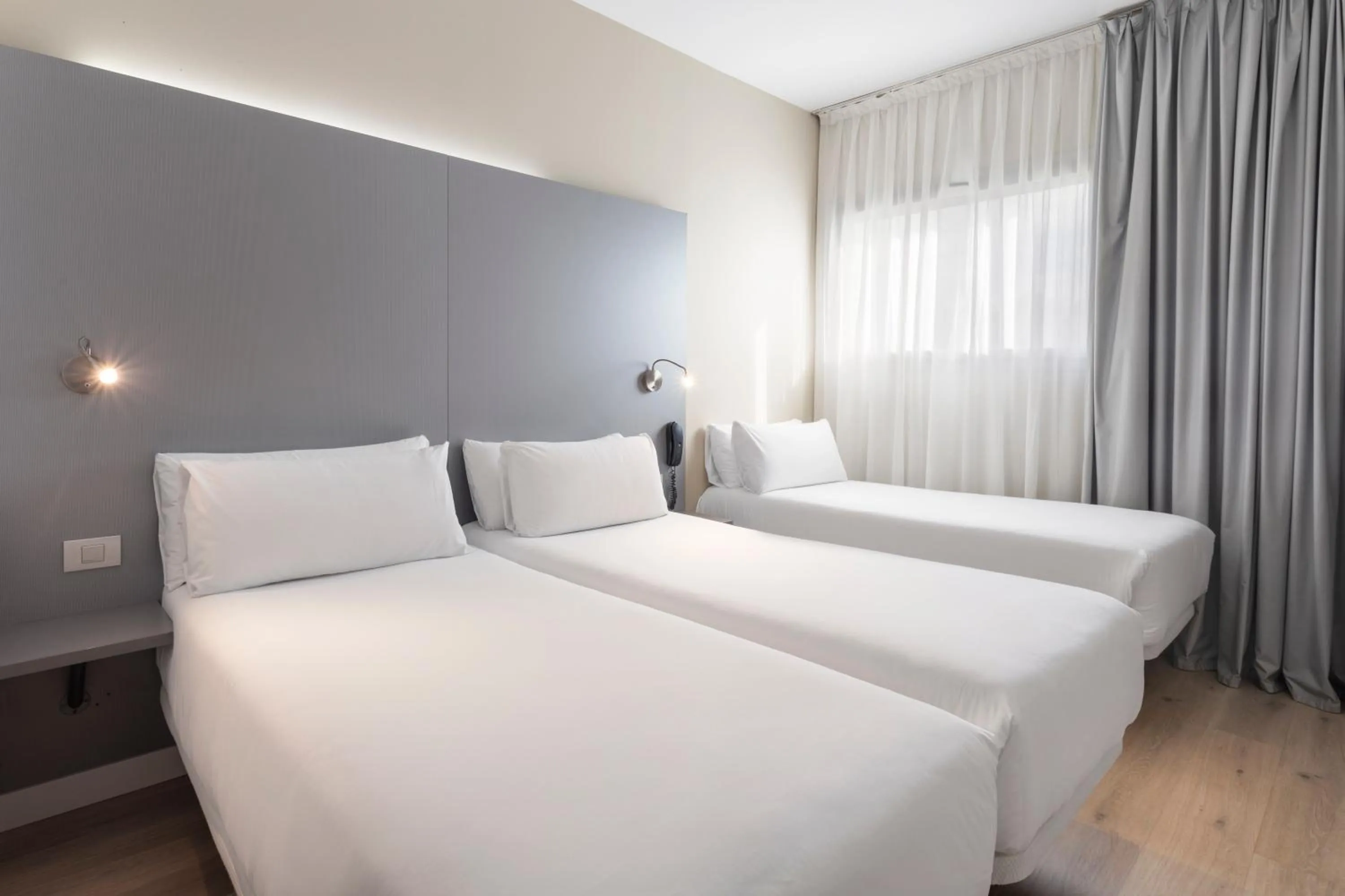 Bed in B&B HOTEL Barcelona Mollet