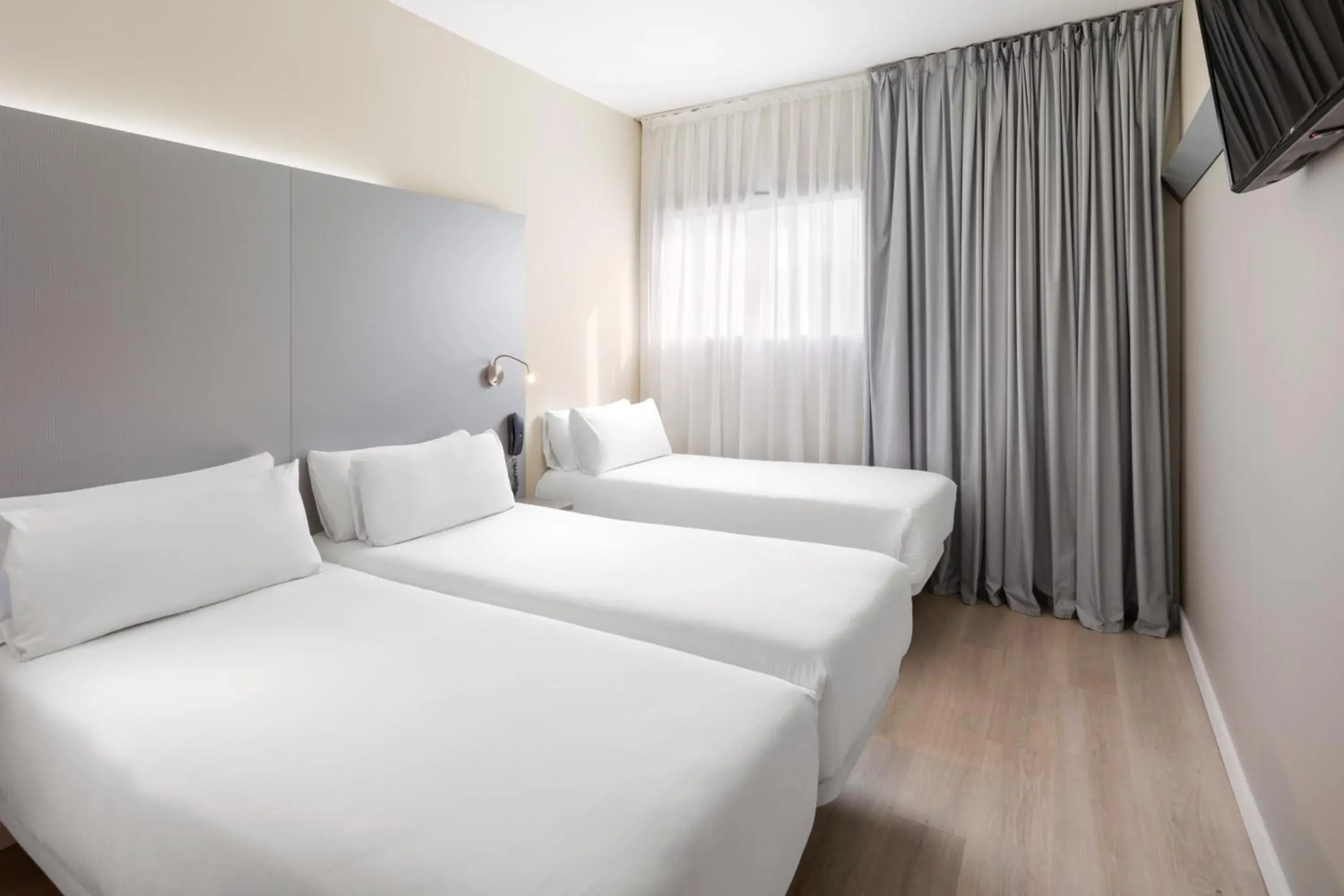 Triple Room in B&B HOTEL Barcelona Mollet Triple Room in B&B HOTEL Barcelona Mollet