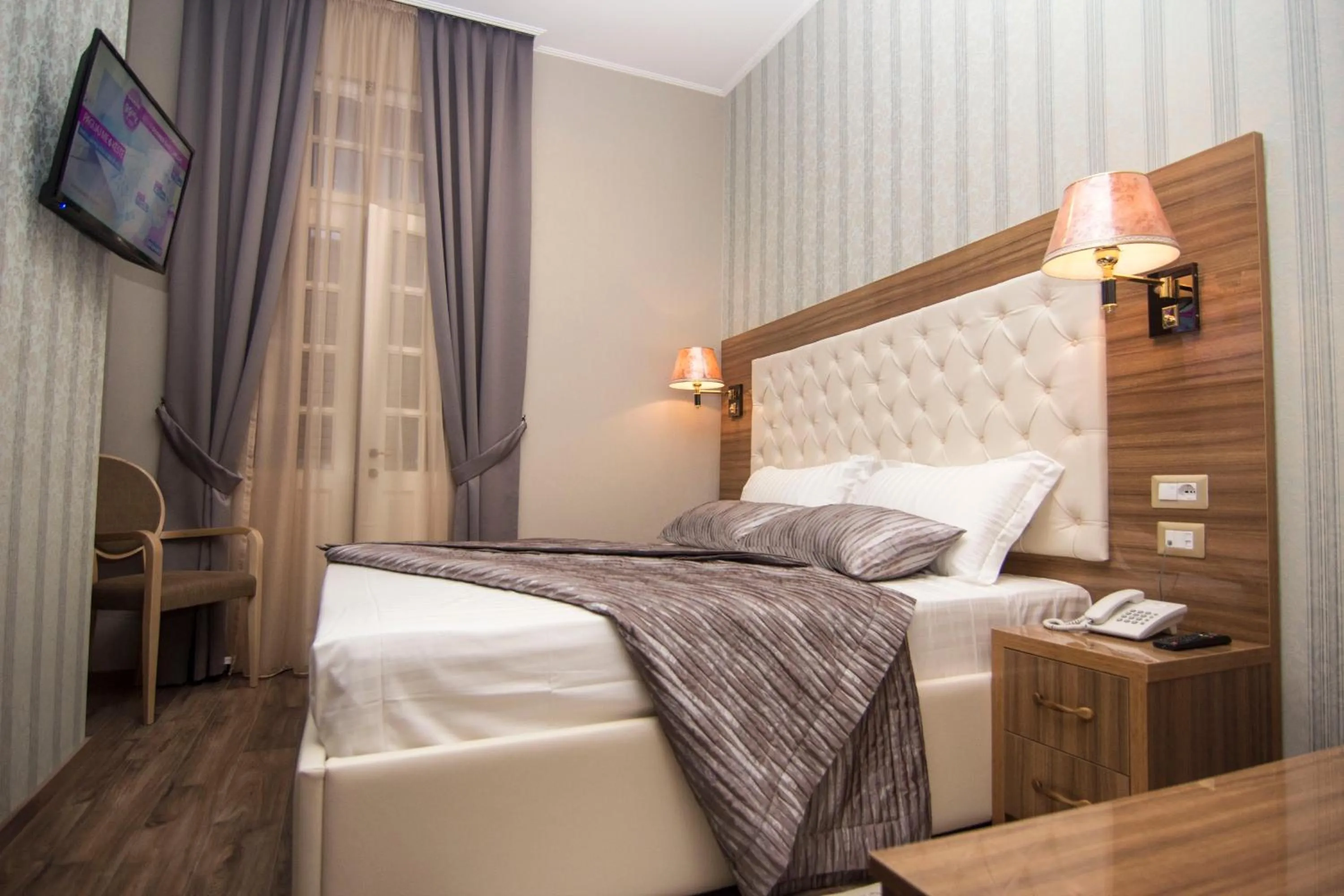 TV and multimedia, Bed in Hotel Boutique Restaurant Gloria