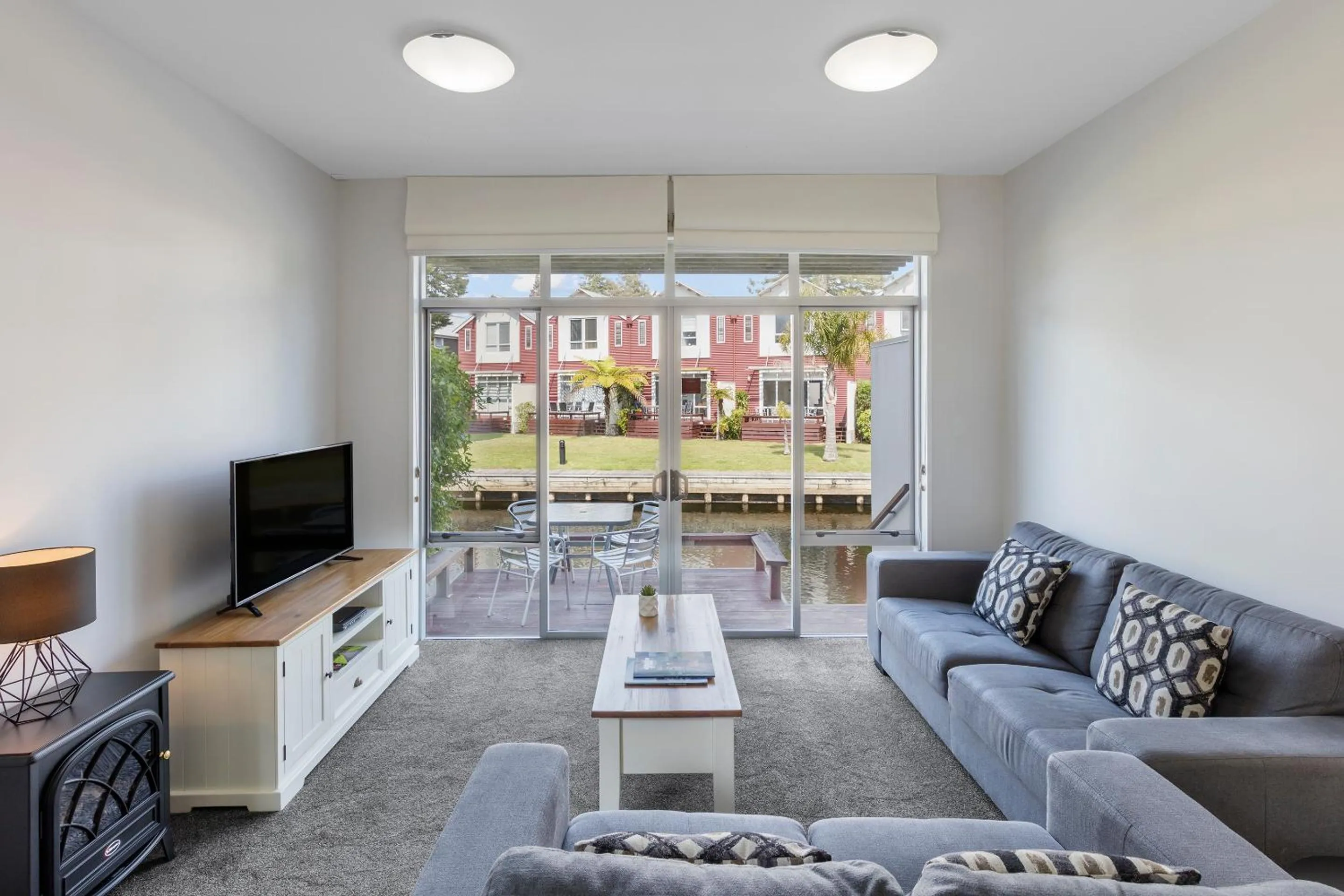 Living room in Ramada Resort By Wyndham Rotorua Marama