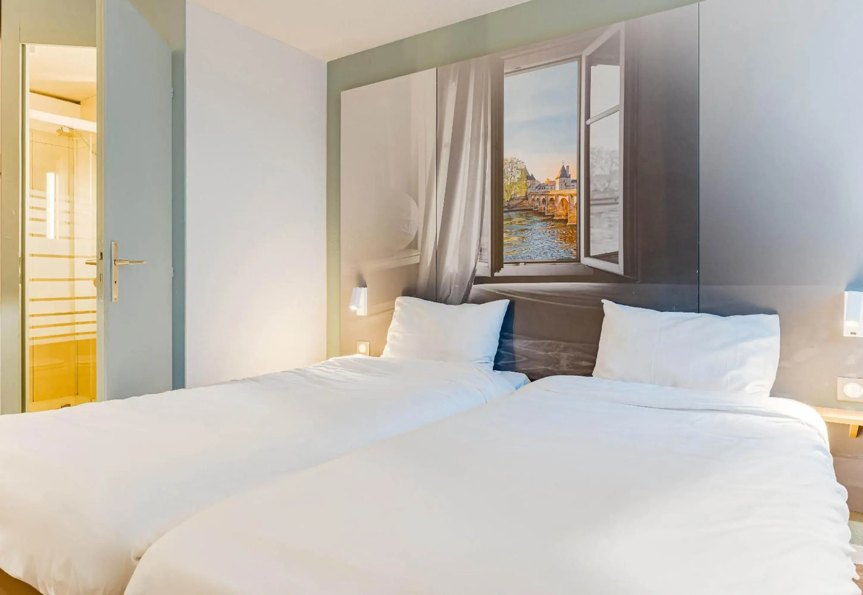 Twin Room in B&B HOTEL Chatellerault Twin Room in B&B HOTEL Chatellerault