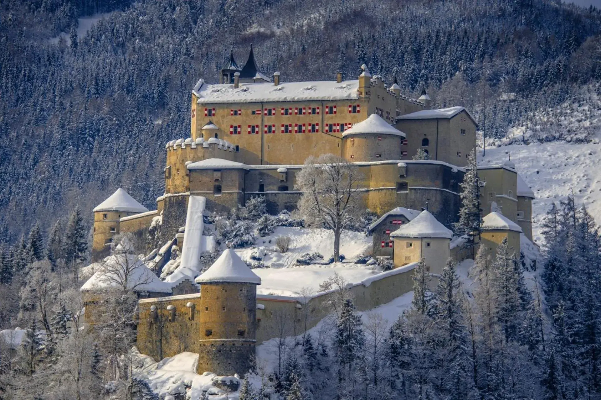 Budget Double Room 2nd Floor with Castle View in Der Burgblick-Adults Only Budget Double Room 2nd Floor with Castle View in Der Burgblick-Adults Only