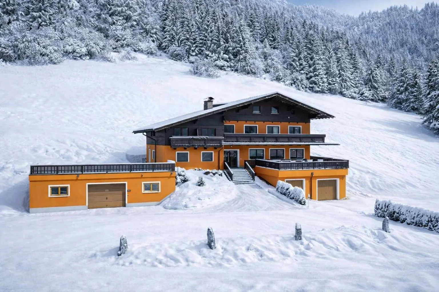 Property building in Der Burgblick-Adults Only