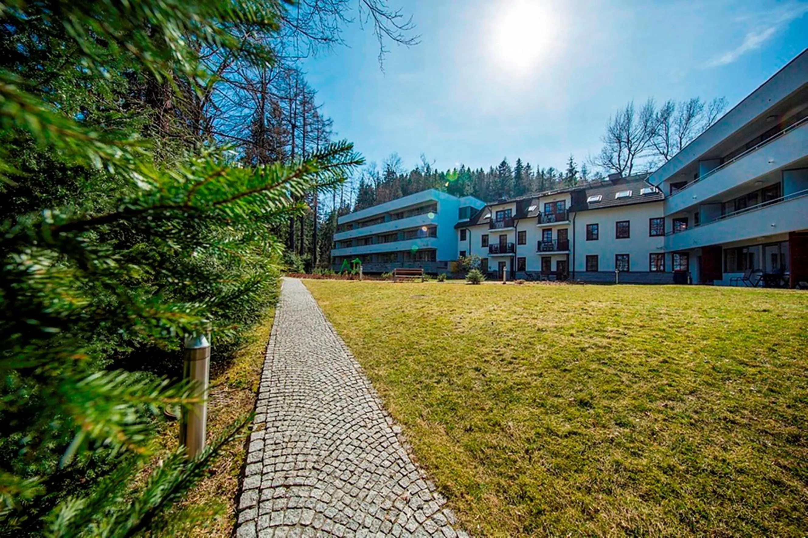 Property building in Hotel Murowanica