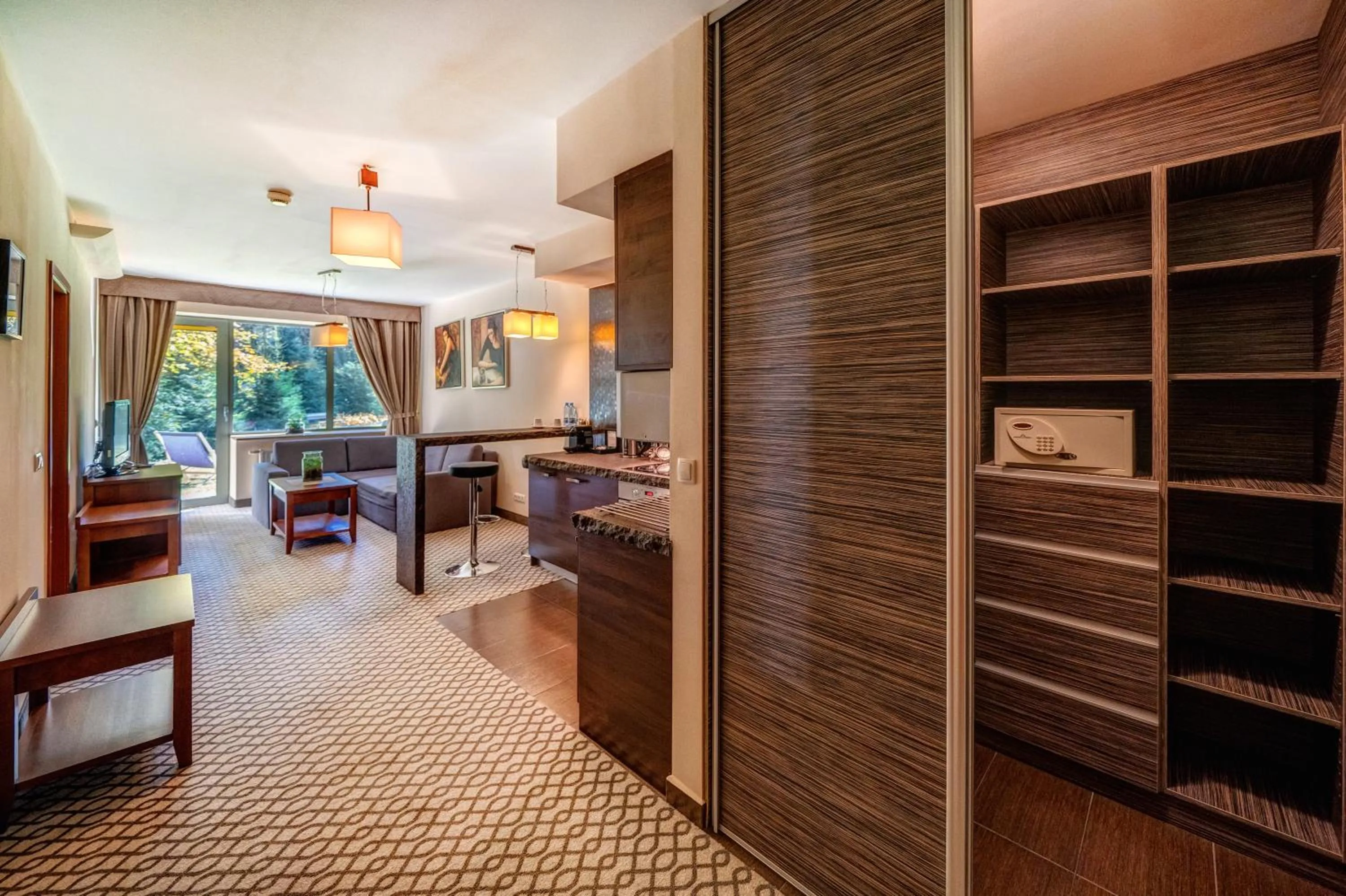 kitchen in Hotel Murowanica