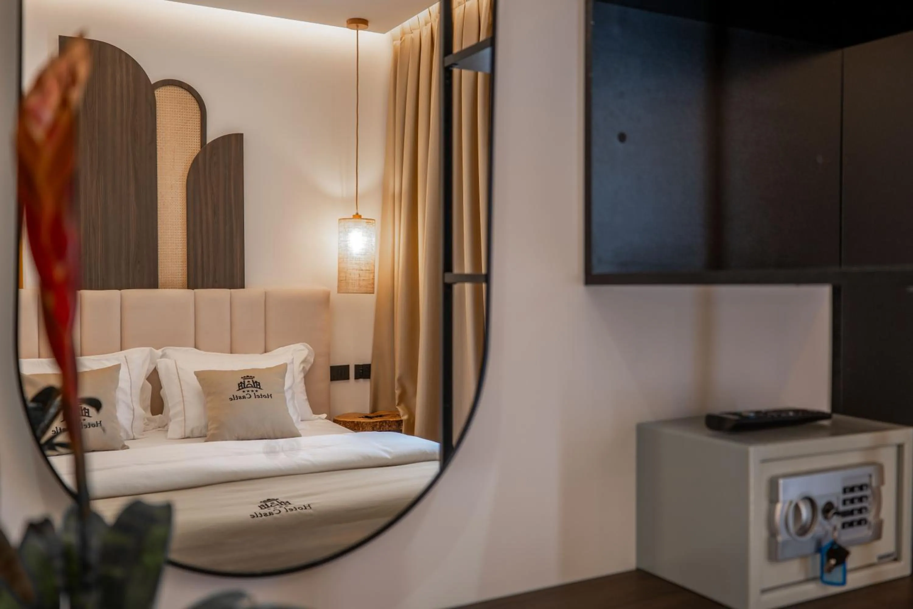 Bedroom, Bed in Hotel Castle