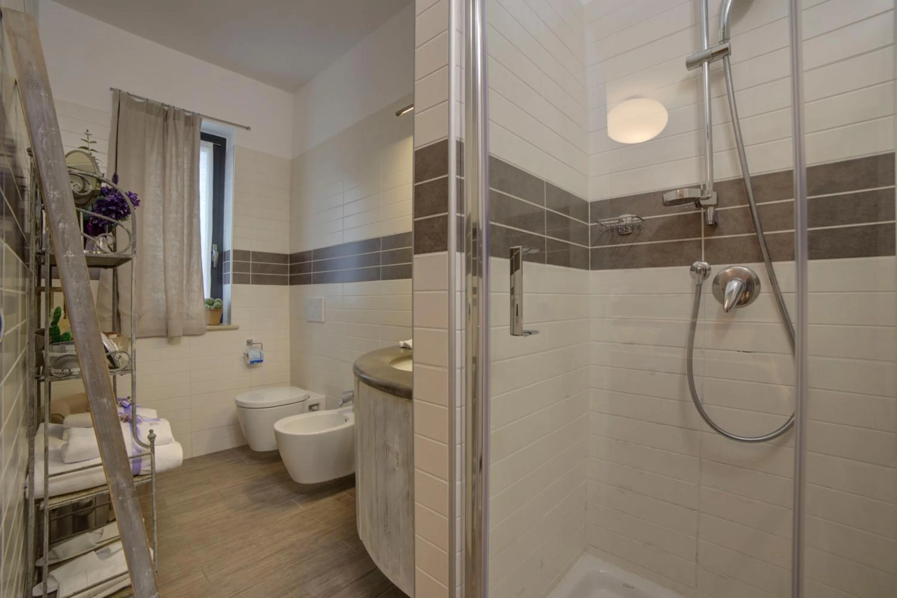 Shower in Villaggio Cristina