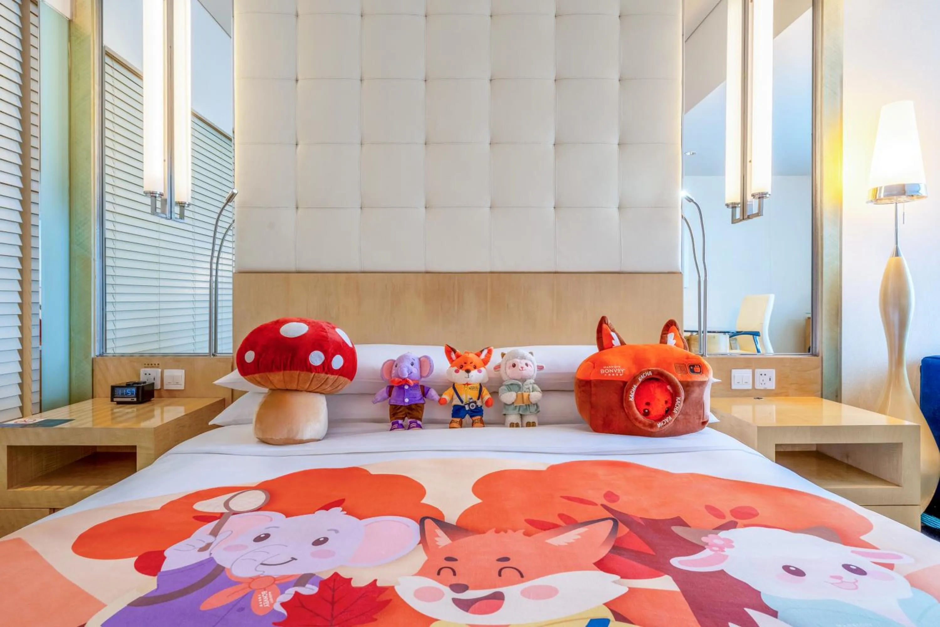 Bed in Renaissance Shanghai Yu Garden Hotel on the Bund by Nanjing Road