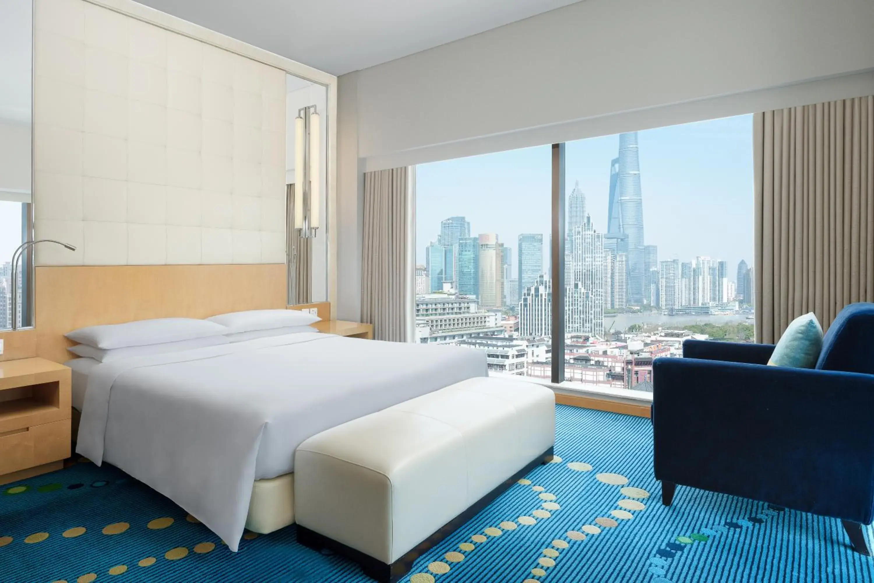 Bund River View Suite - single occupancy in Renaissance Shanghai Yu Garden Hotel on the Bund Bund River View Suite - single occupancy in Renaissance Shanghai Yu Garden Hotel on the Bund