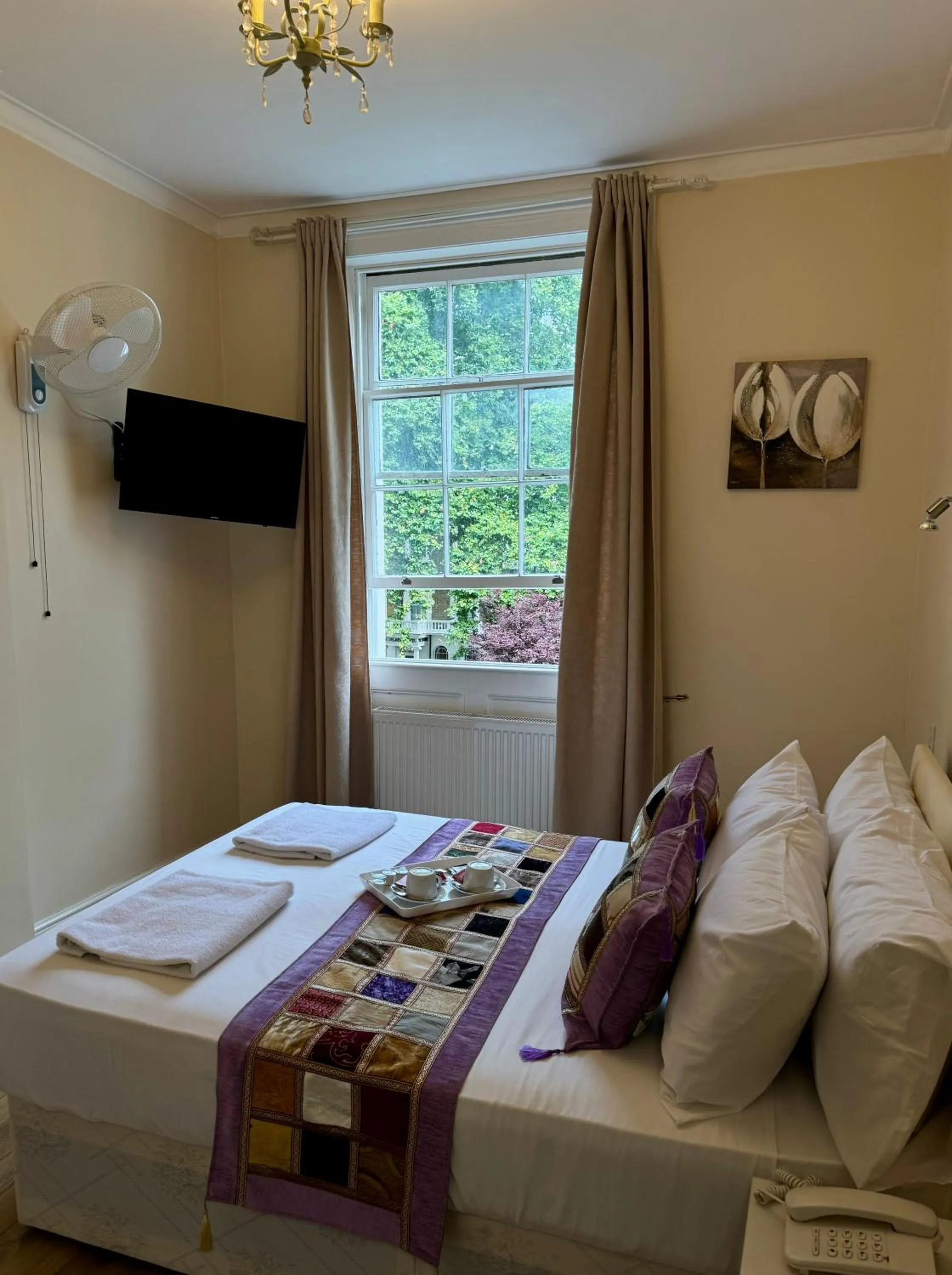 Bed in ABC Hyde Park Hotel