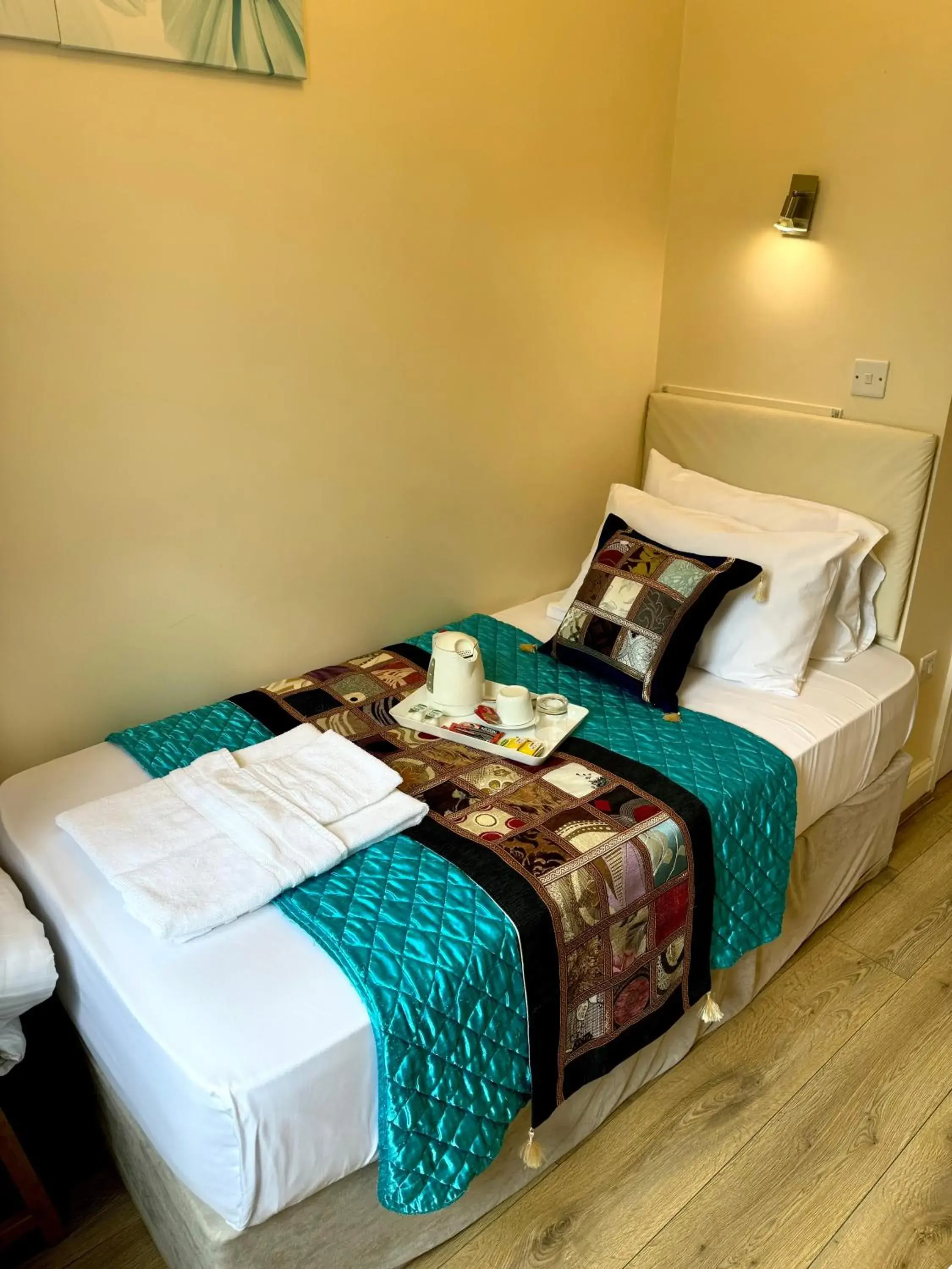 Single Room in ABC Hyde Park Hotel Single Room in ABC Hyde Park Hotel