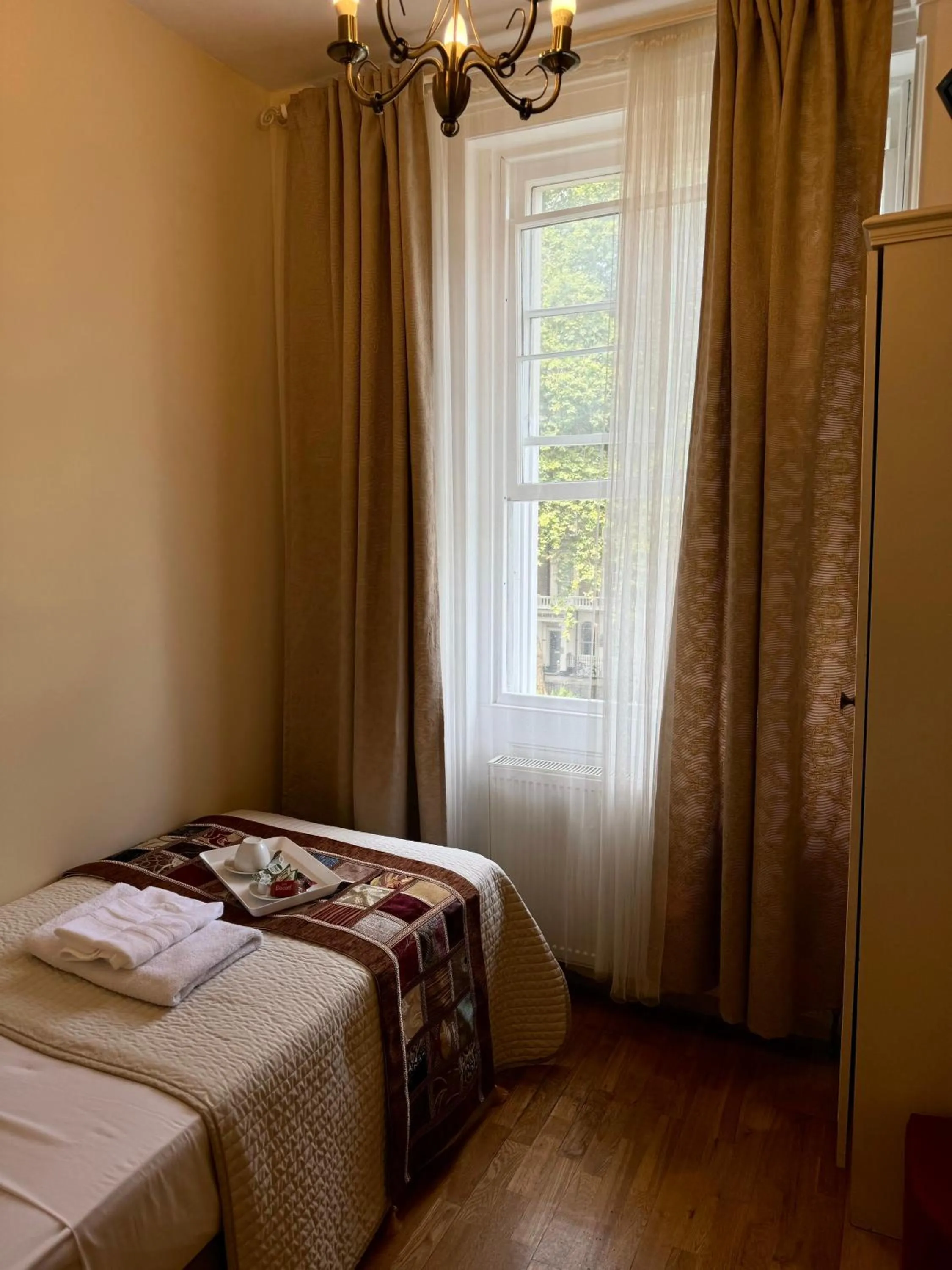 Bed in ABC Hyde Park Hotel