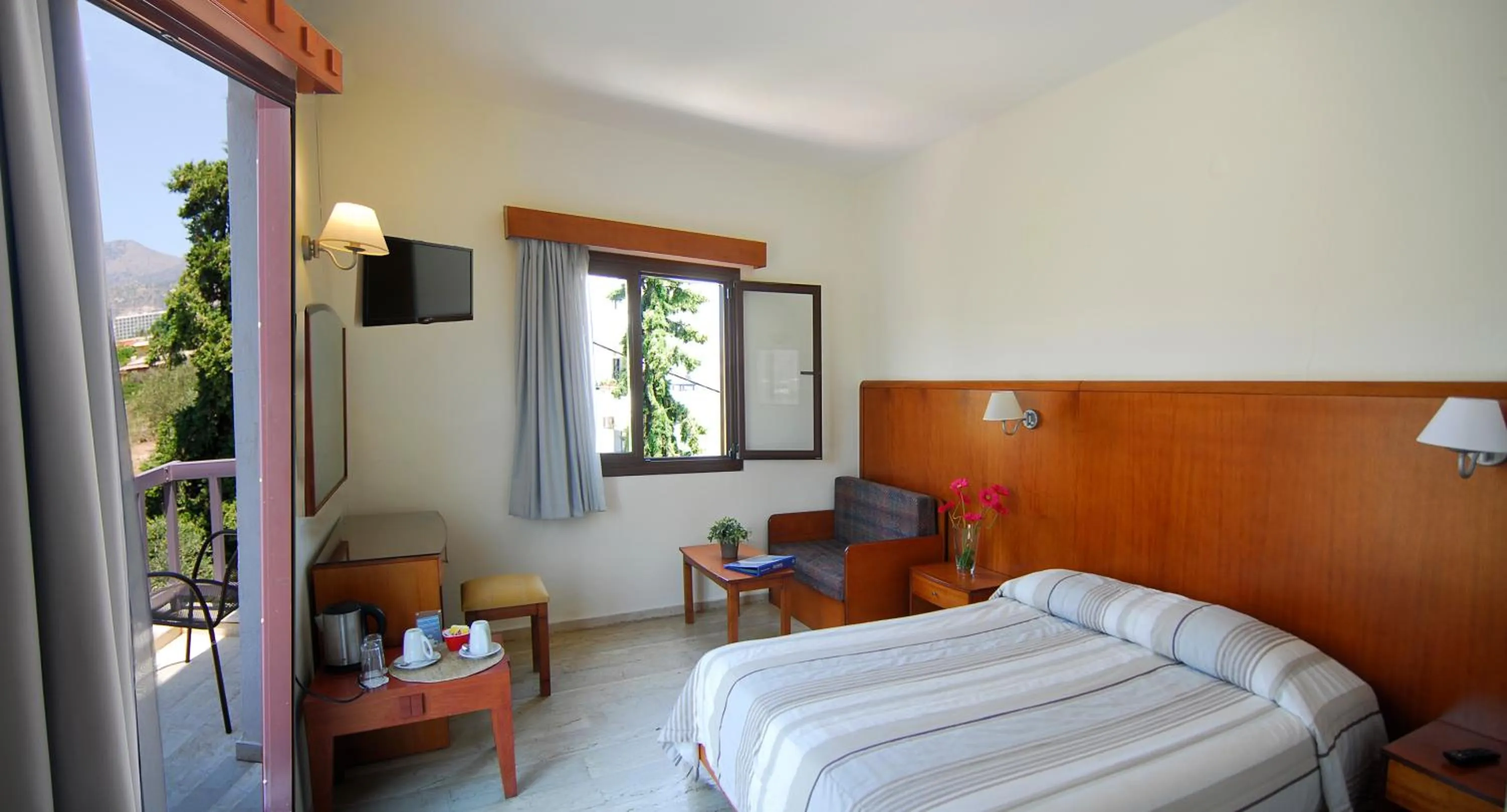 Mountain view in Lato hotel