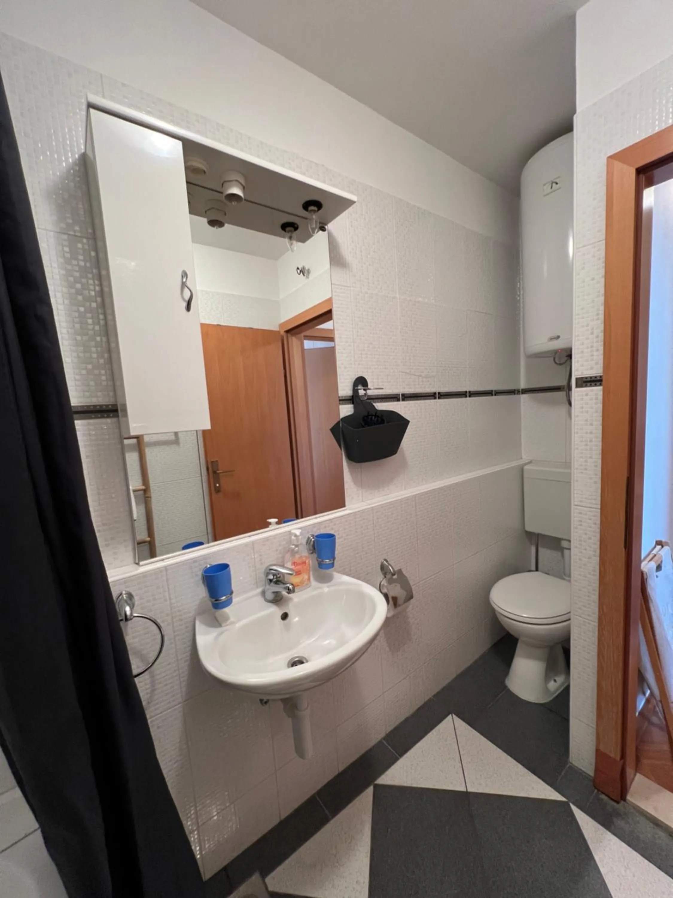 Shower in Apartment Ivanka