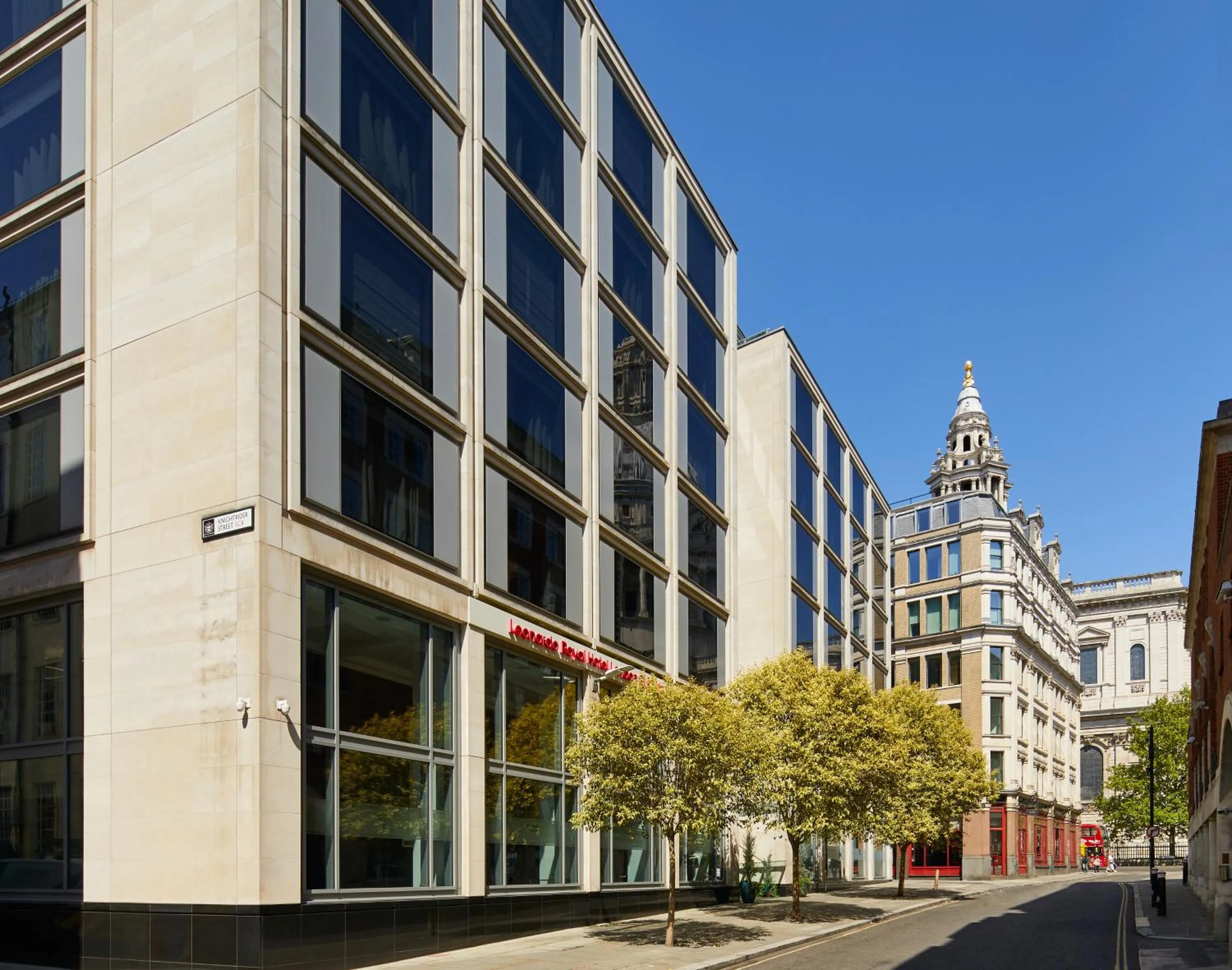 Property building in Leonardo Royal London St Paul’s