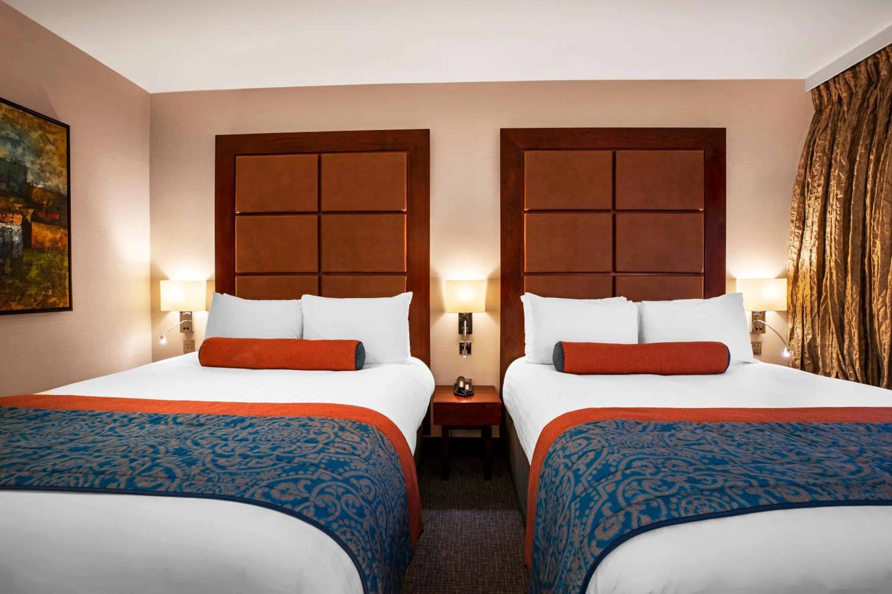 Bedroom, Bed in Leonardo Royal London St Paul’s