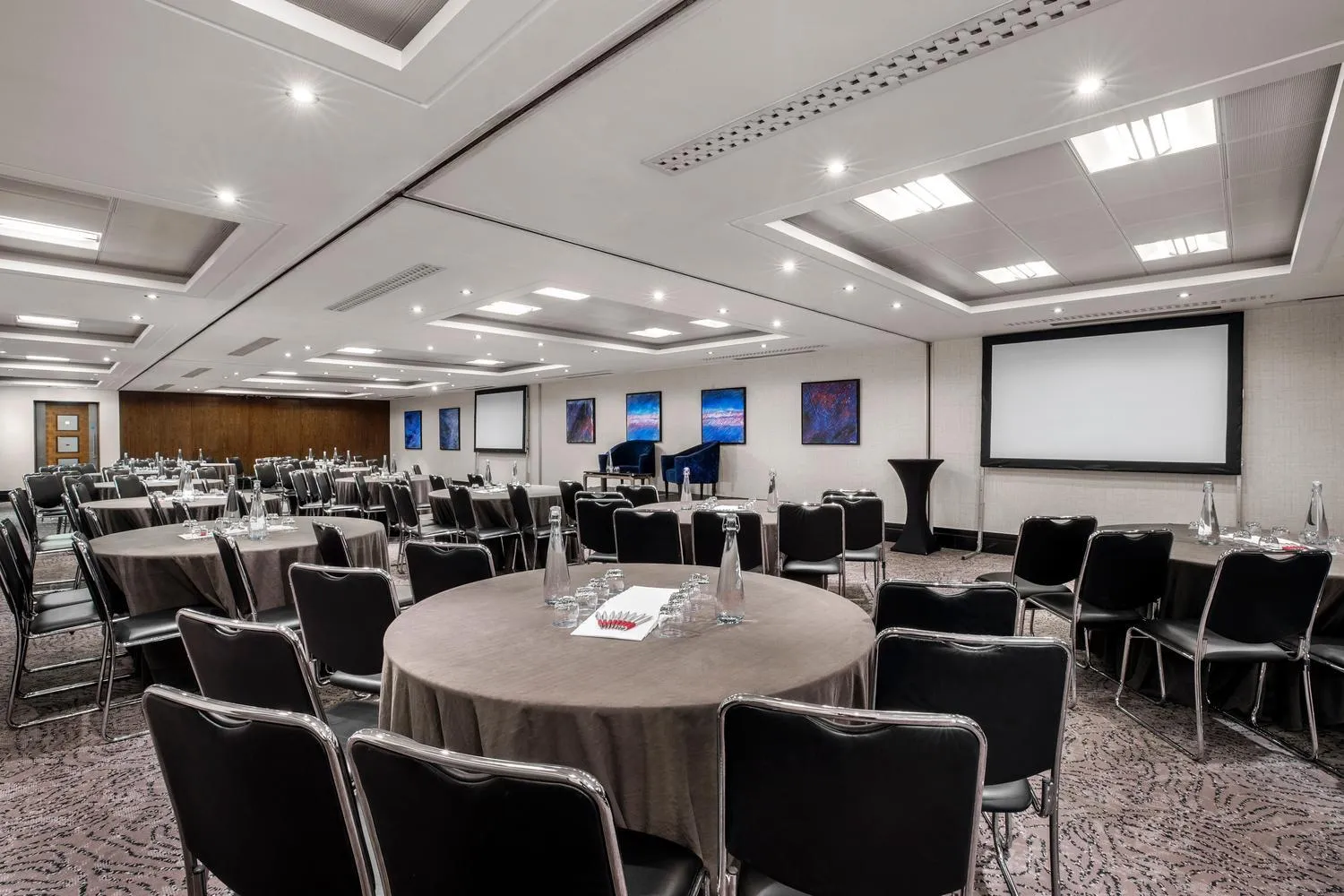 Meeting/conference room in Leonardo Royal London St Paul’s