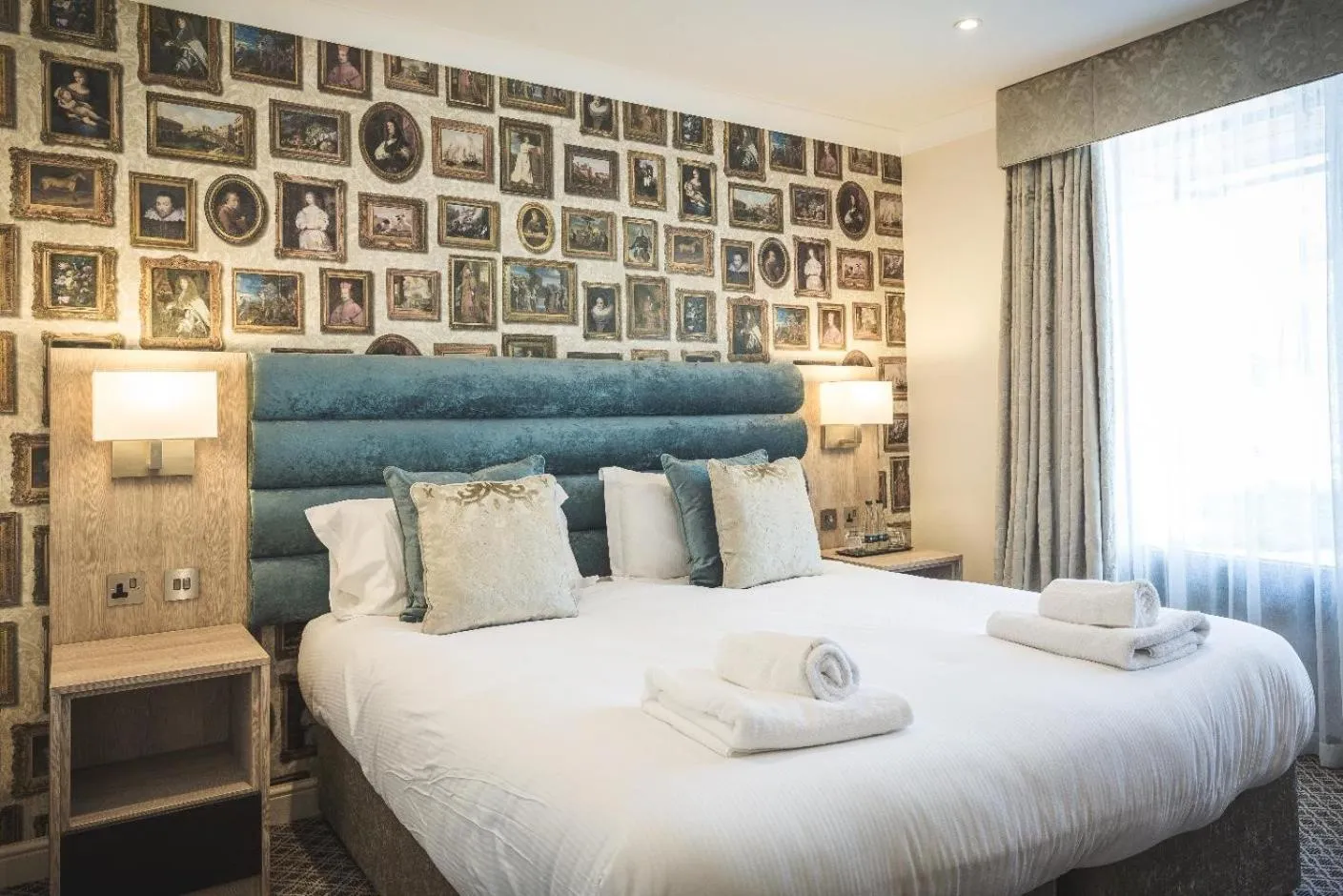 Bed in The Nottinghamshire Hotel & Golf Club