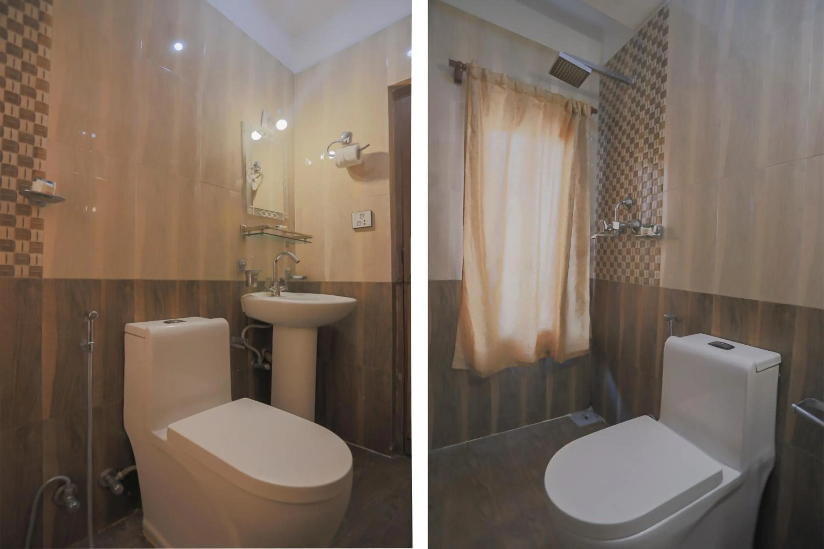 Bathroom in OYO 789 Hotel Shivam Plaza