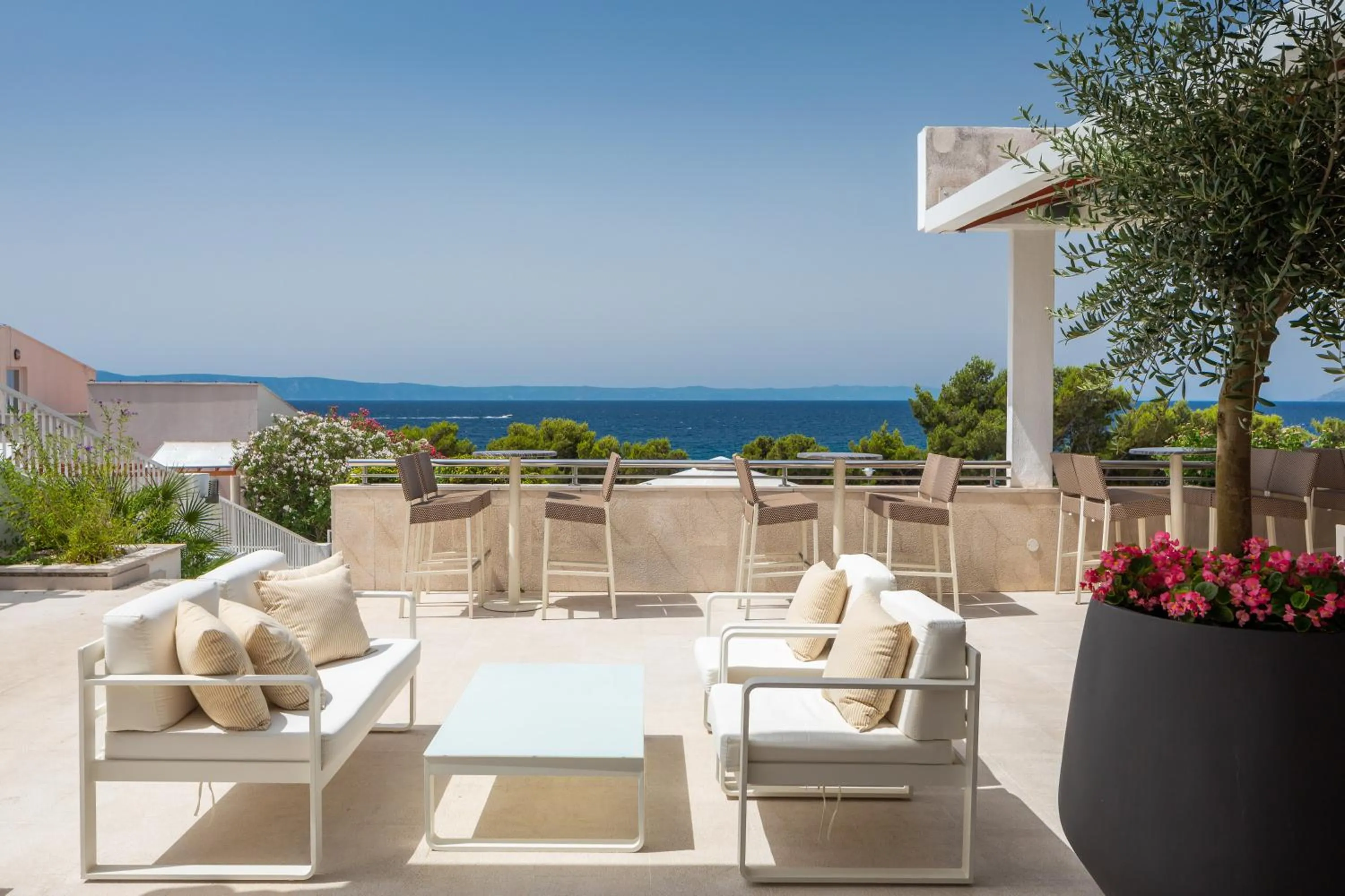 Lounge or bar in Bluesun Holiday Village Afrodita