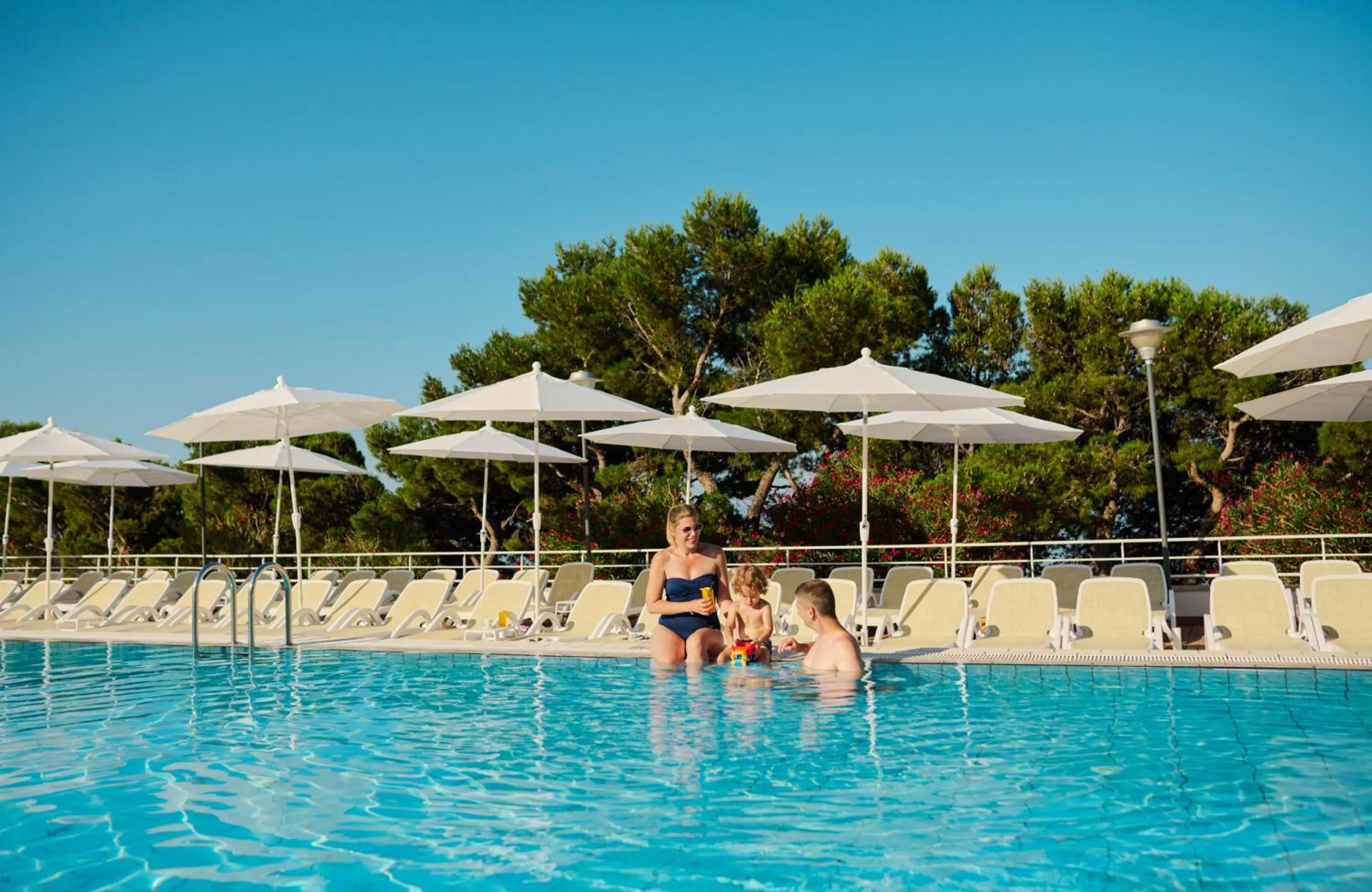 Swimming pool in Bluesun Holiday Village Afrodita