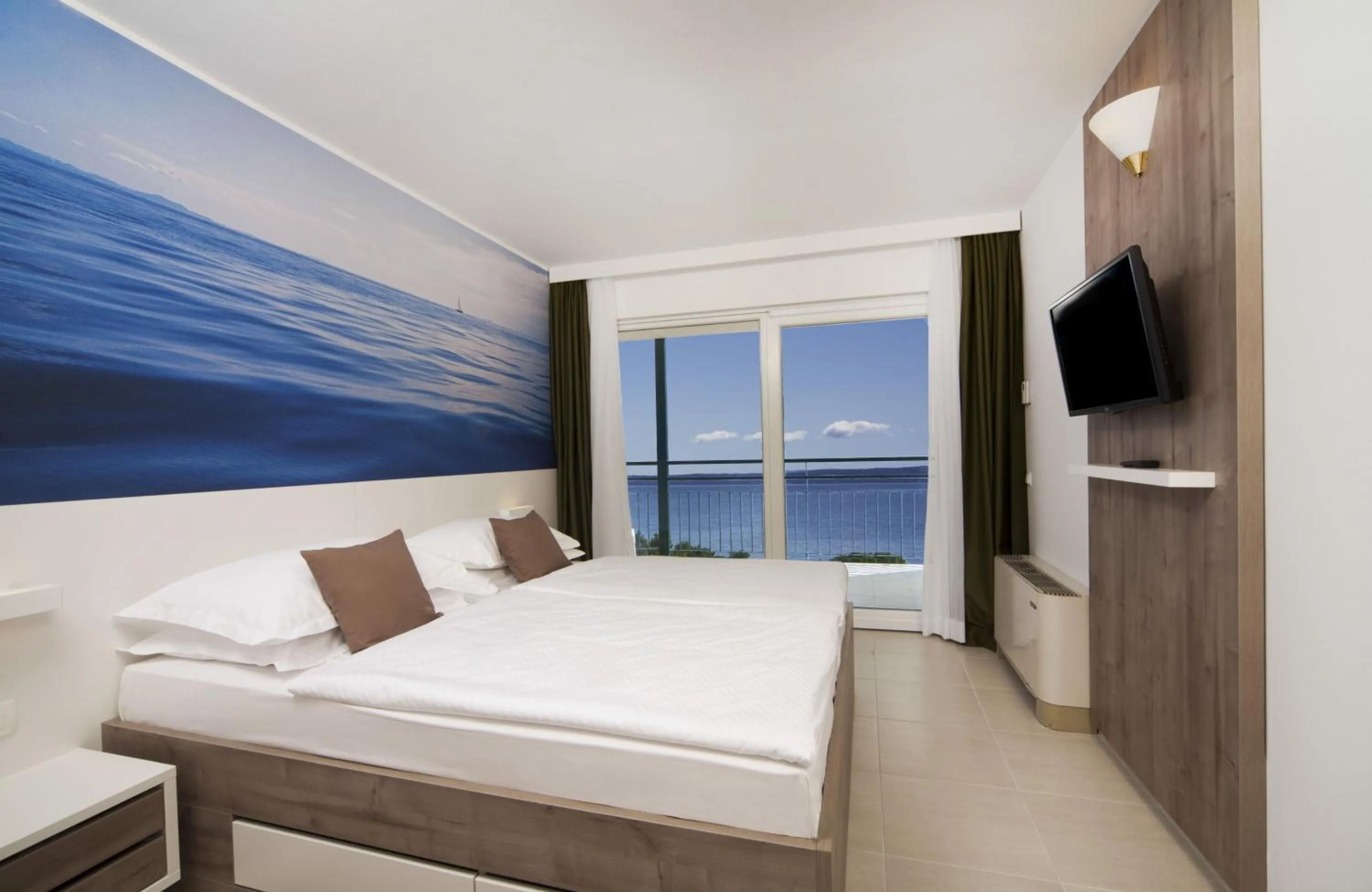 Bed in Bluesun hotel Neptun - All inclusive