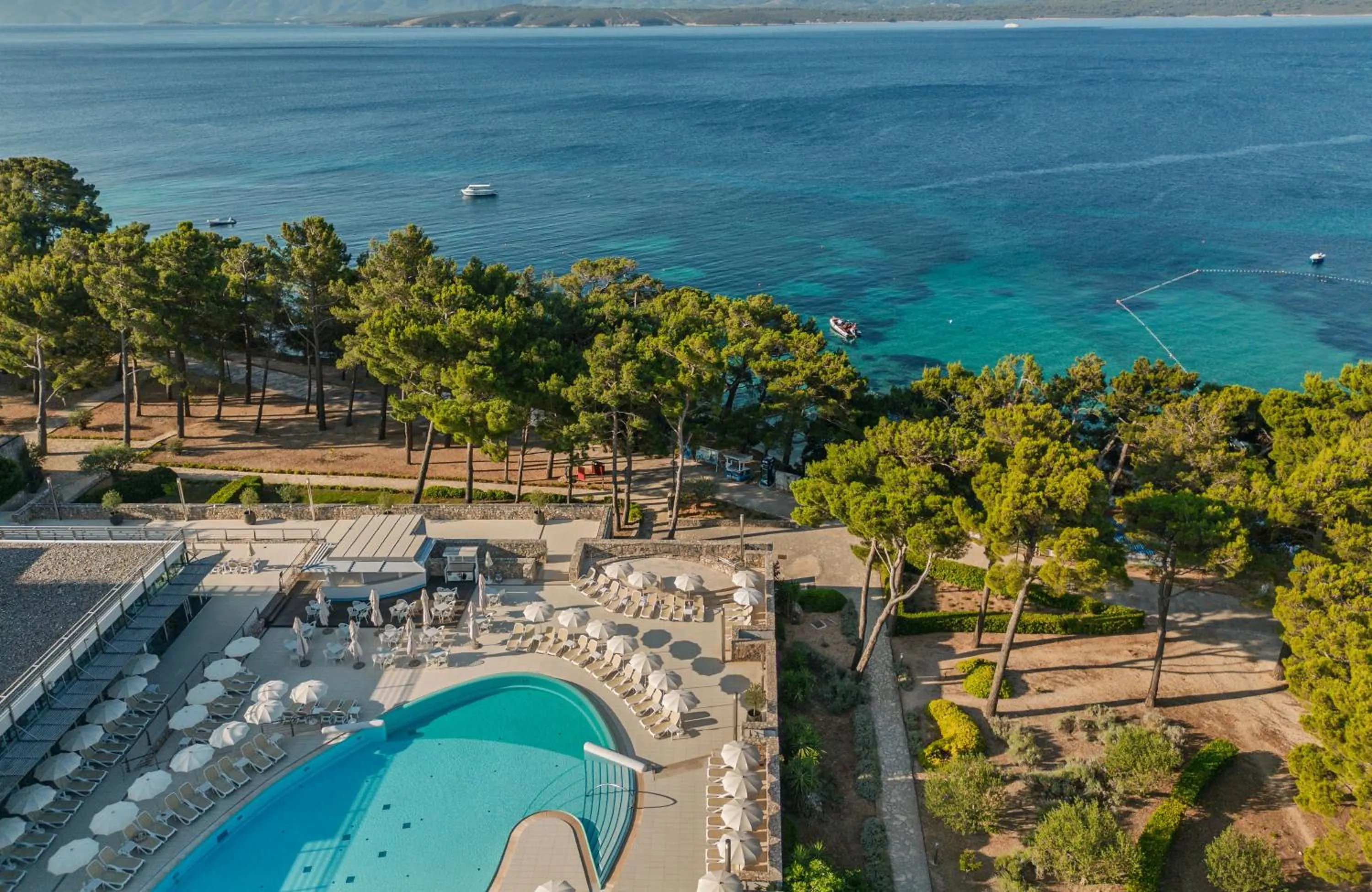 Swimming pool in Bluesun Hotel Elaphusa