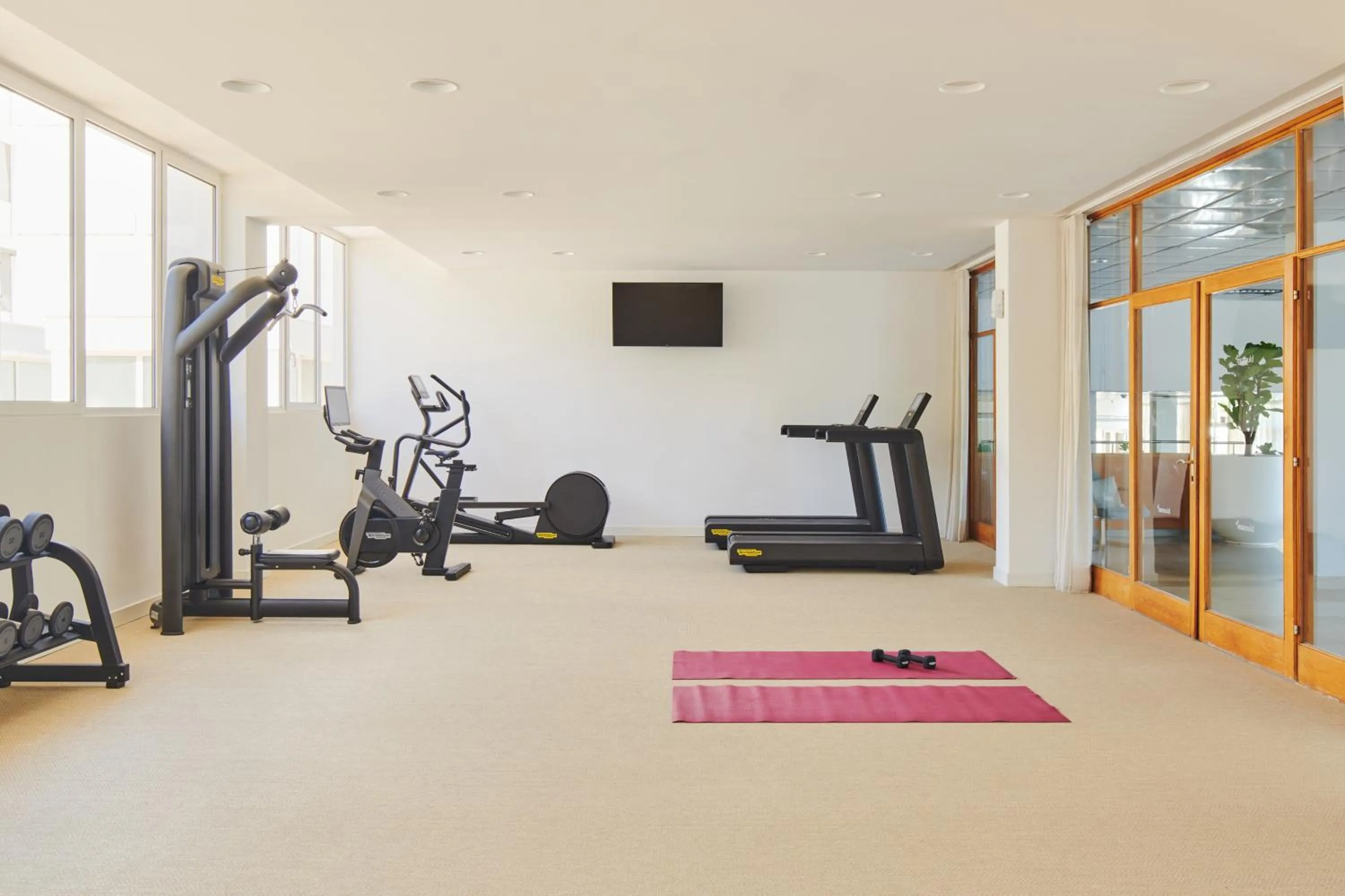 Fitness centre/facilities in Bluesun Hotel Borak
