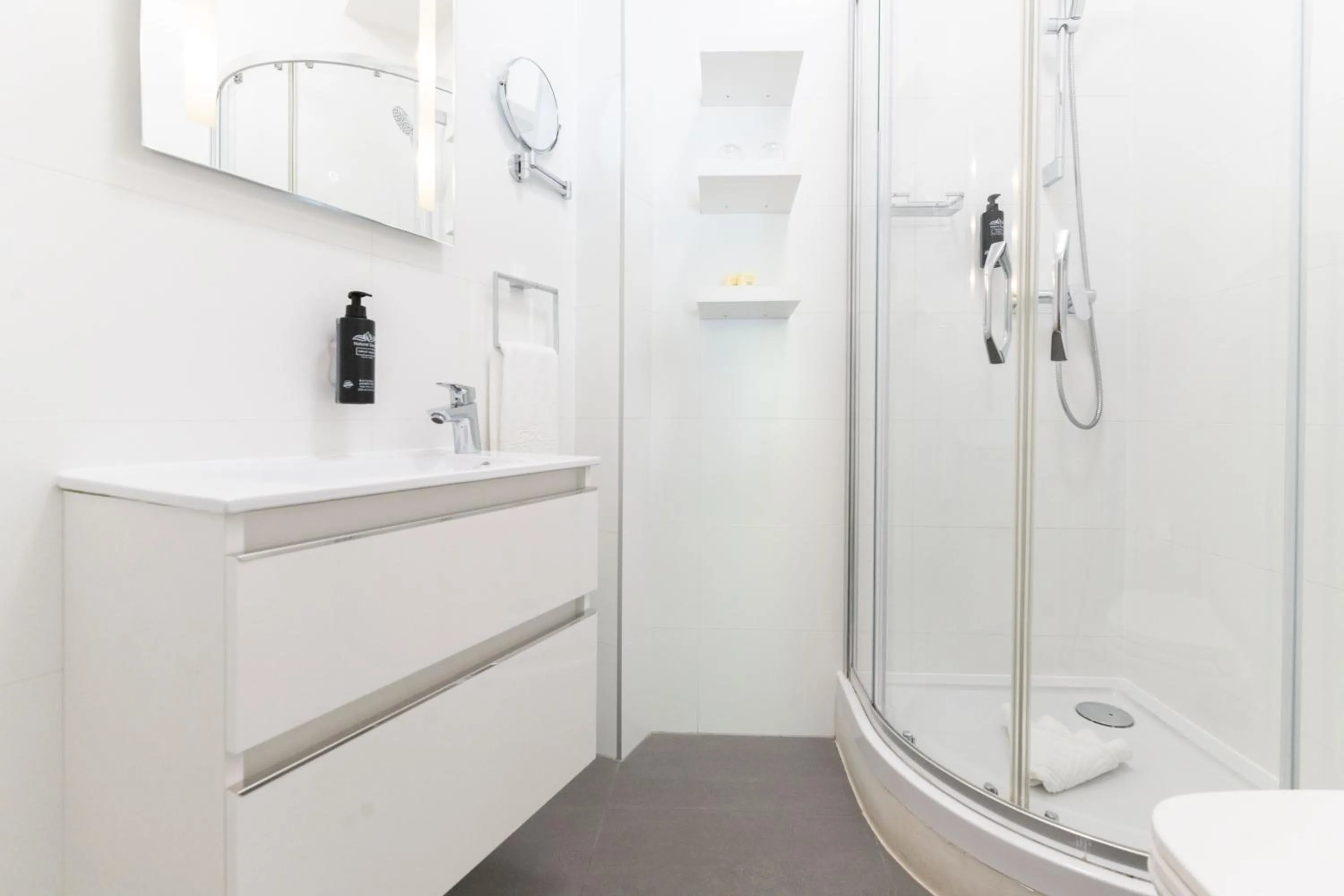 Shower in The Residence Aparthotel