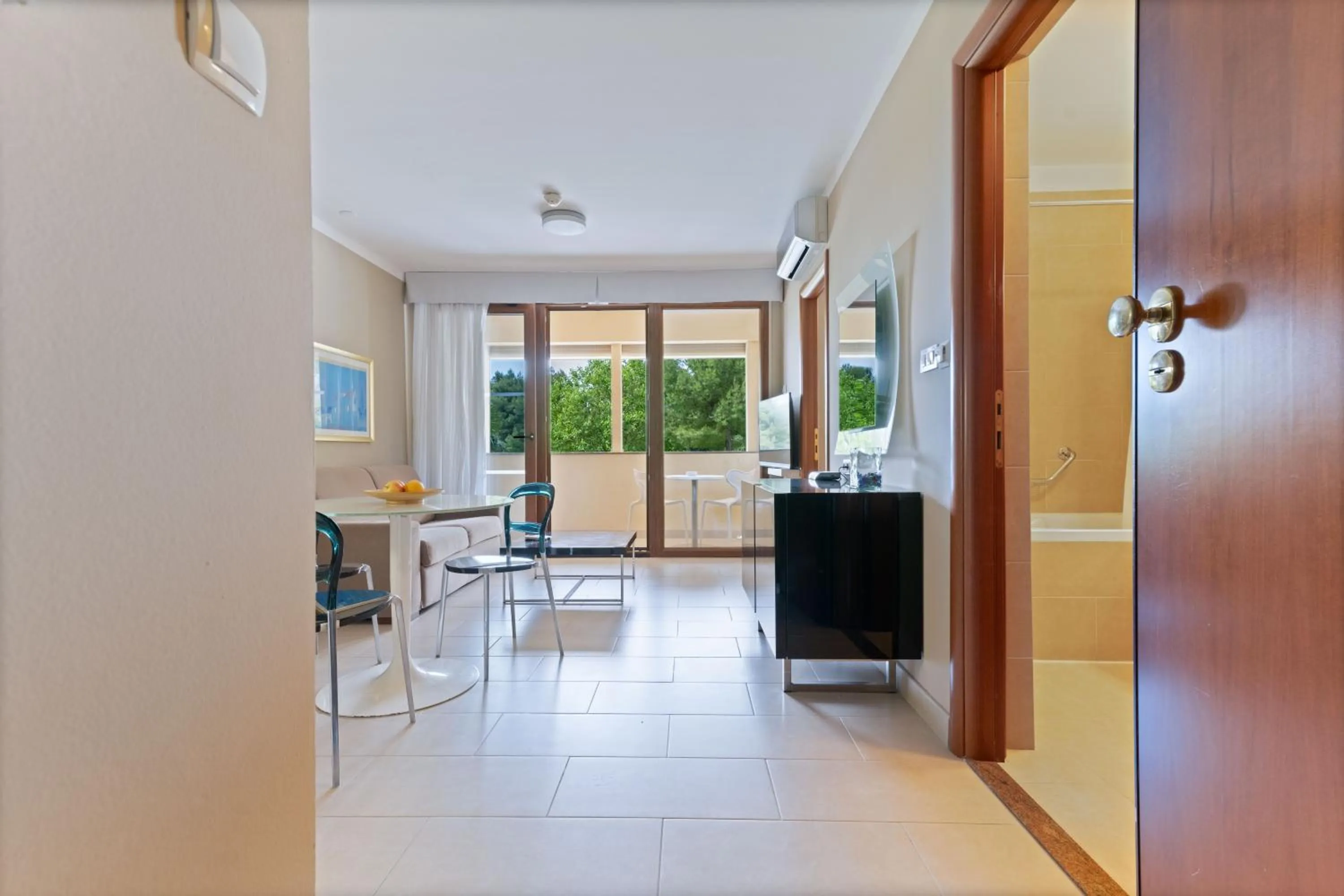 TV and multimedia in The Residence Aparthotel