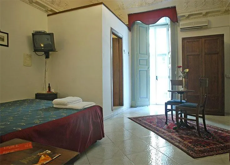 TV and multimedia, Bed in B&B Miseria e Nobilta'