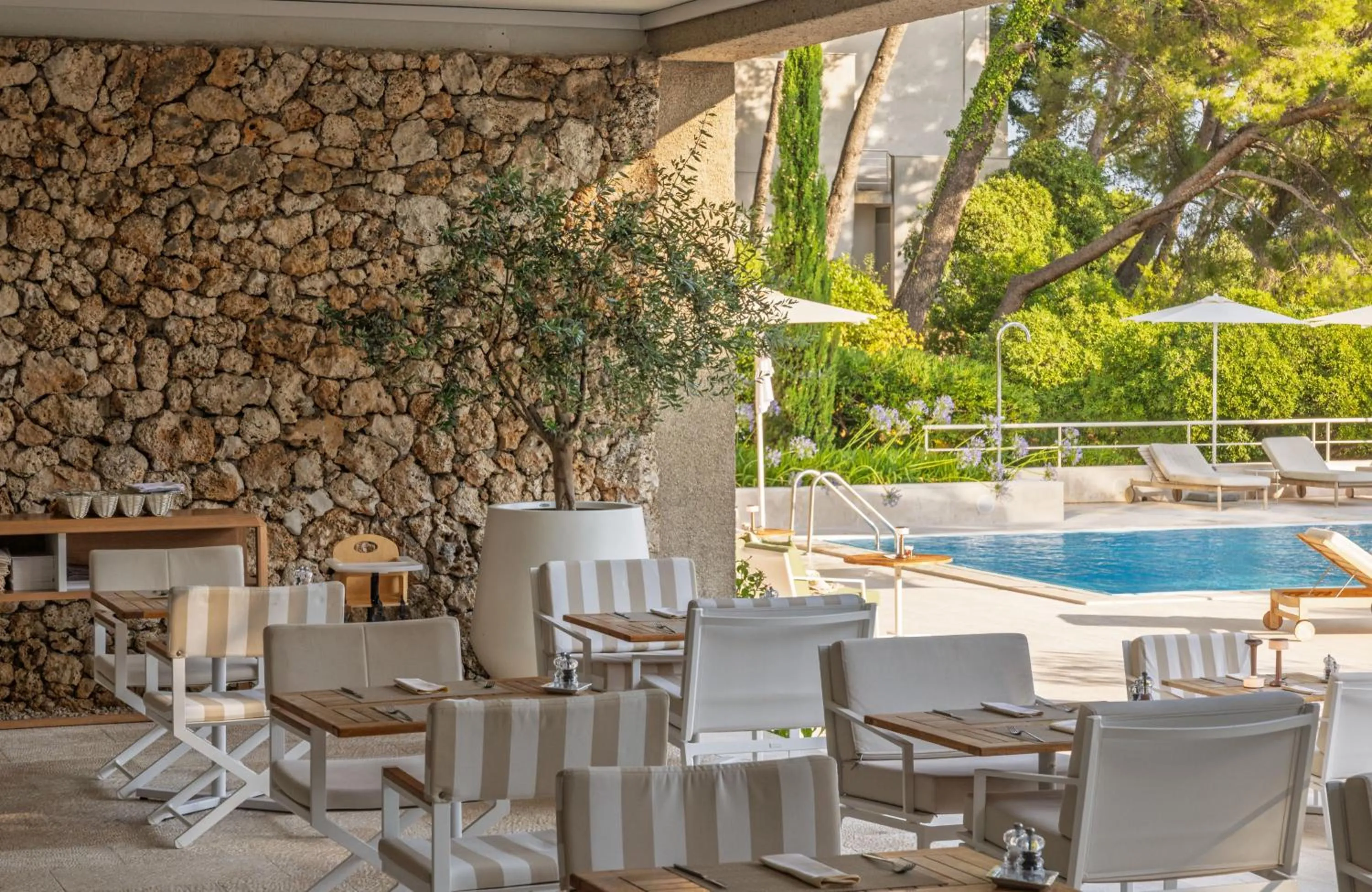 Restaurant/places to eat in Bluesun Hotel Maestral