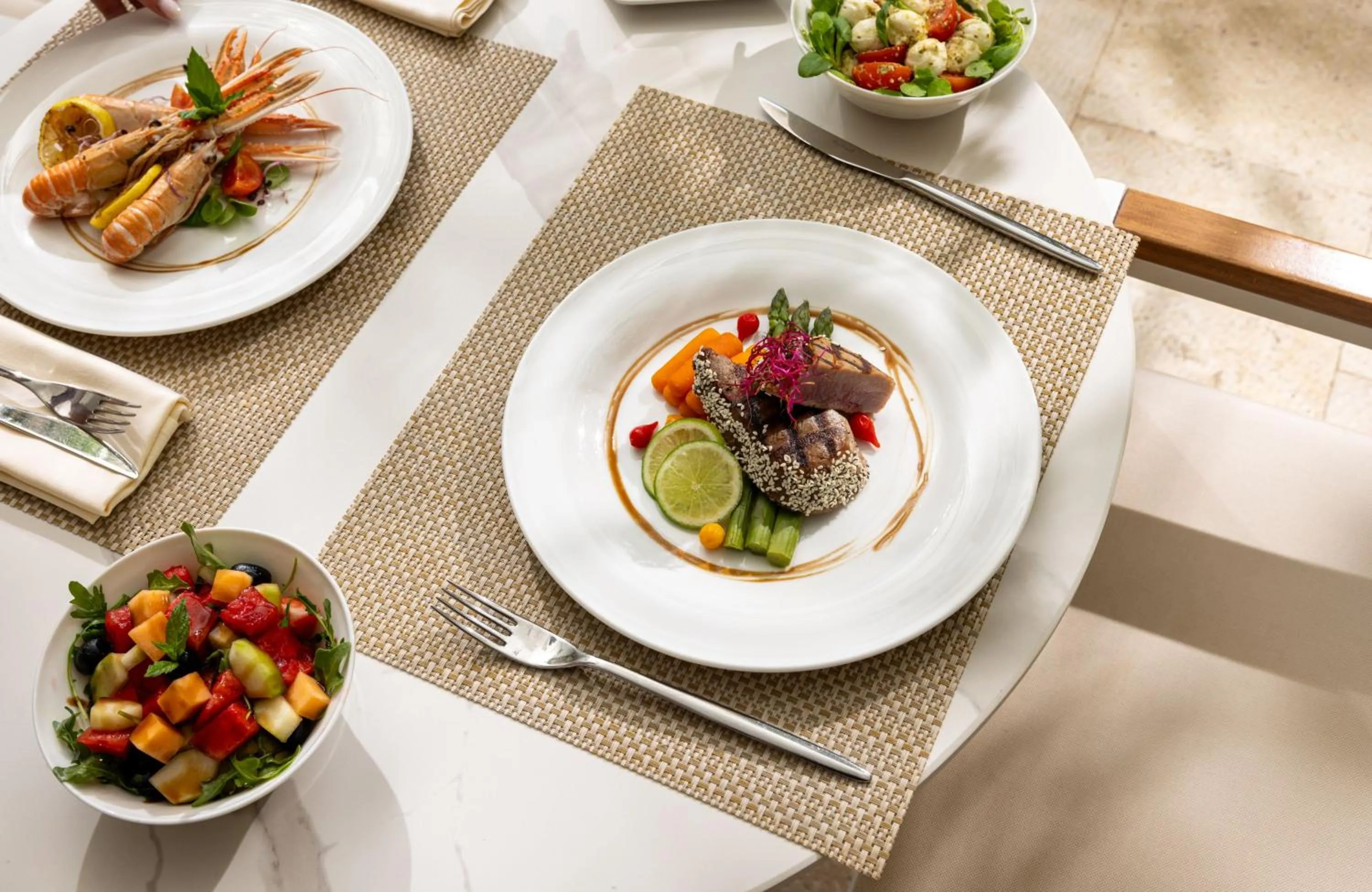 Restaurant/places to eat in Bluesun Hotel Maestral