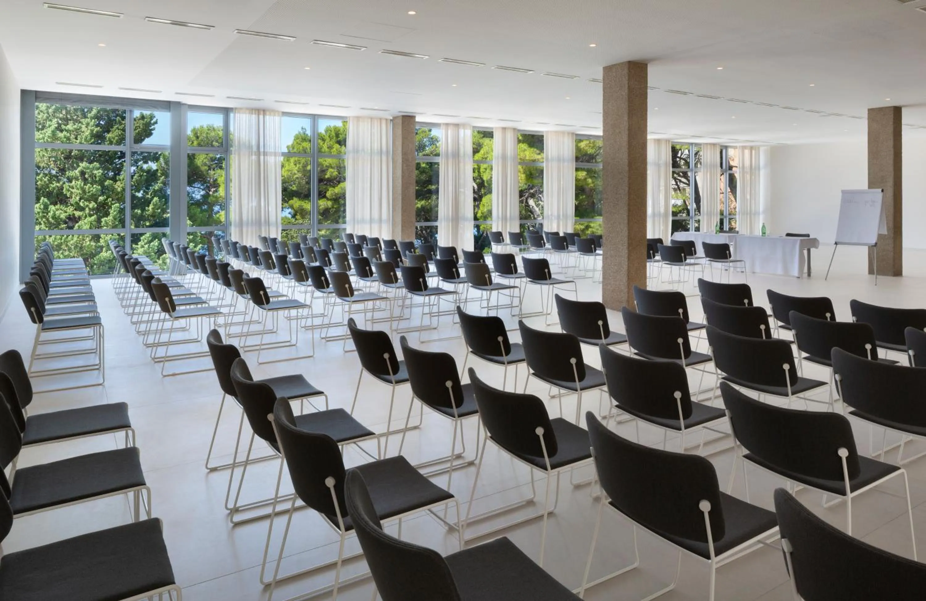 Meeting/conference room in Bluesun Hotel Maestral