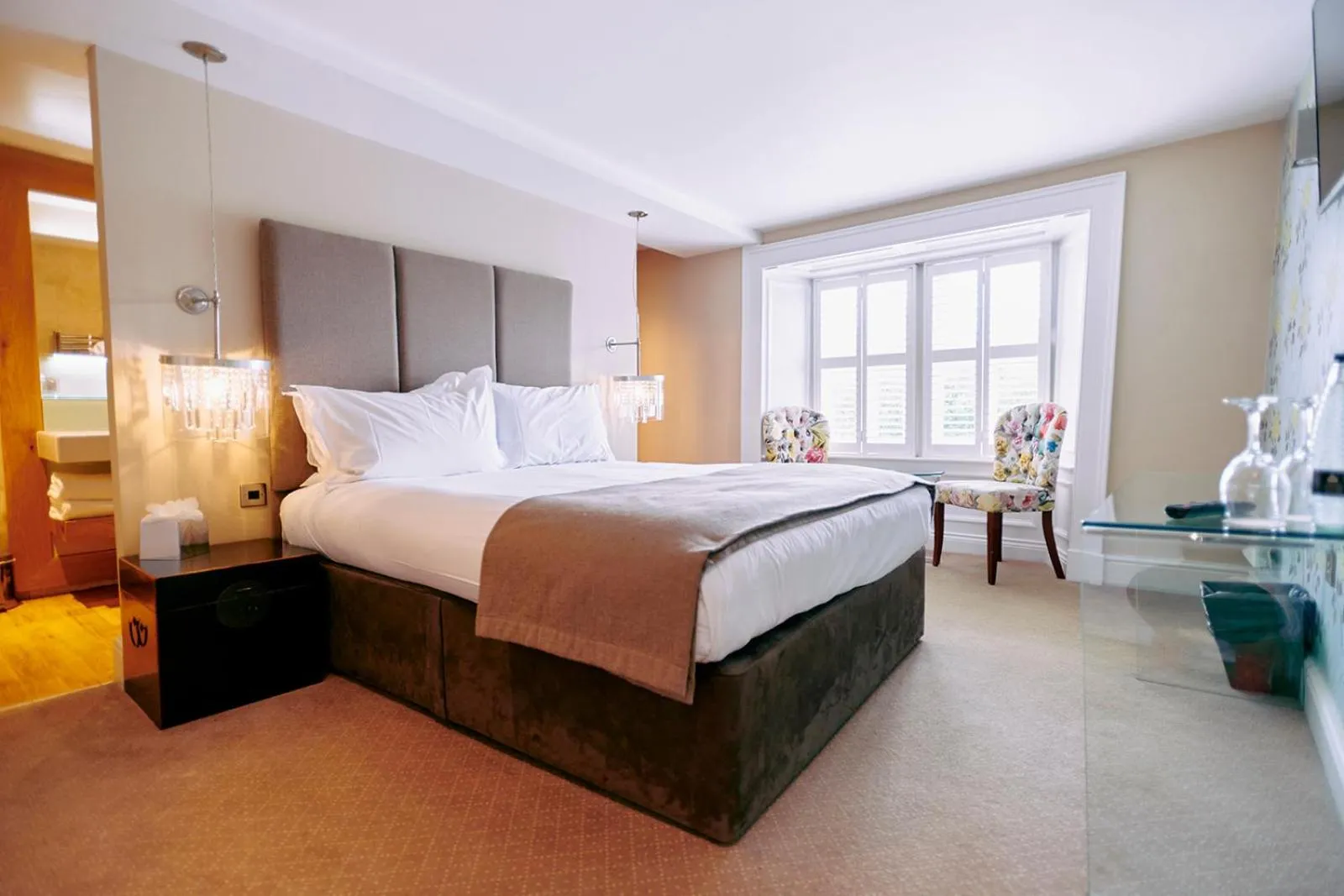 Bed in The Swan Hotel and Spa